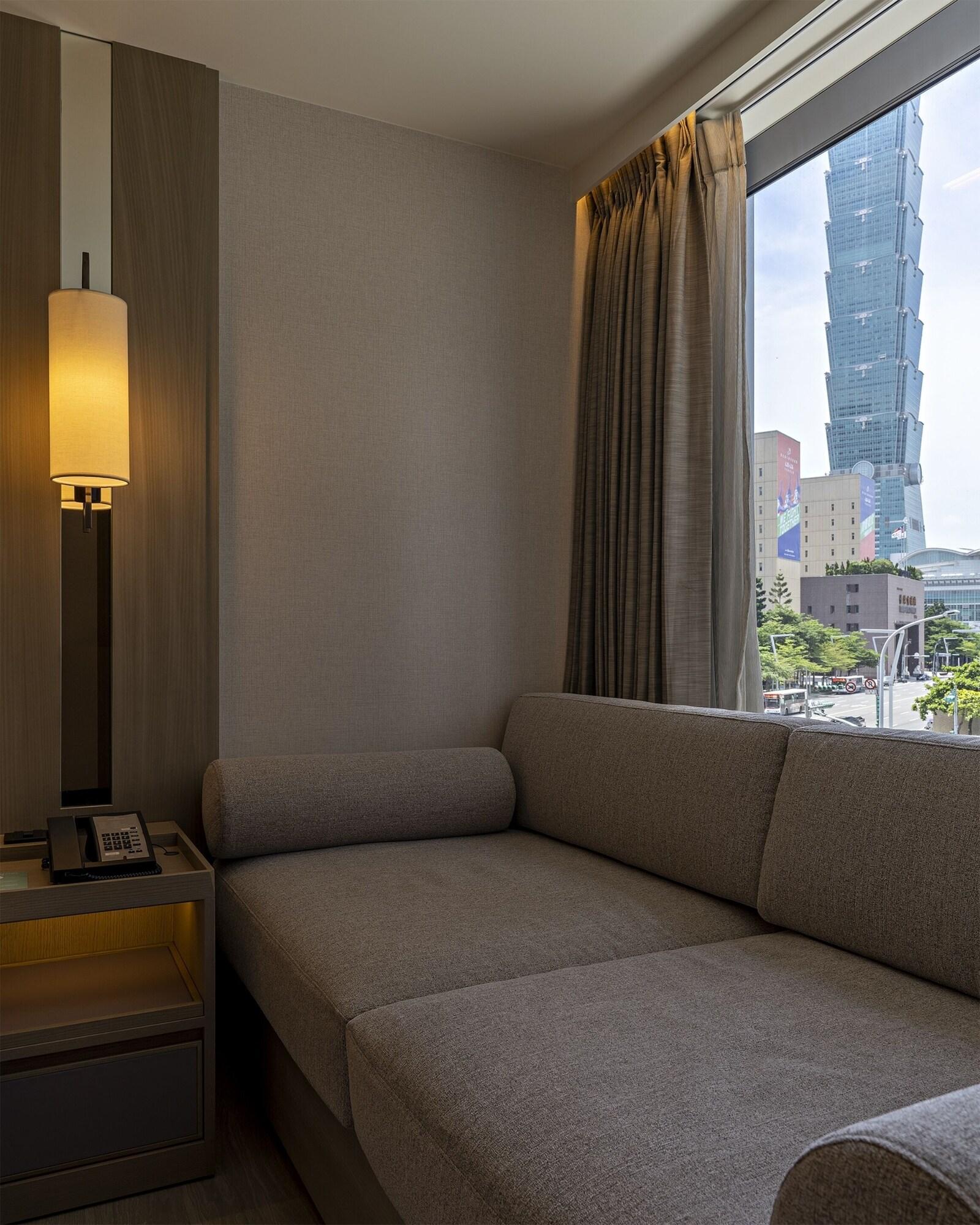 Double Executive City View