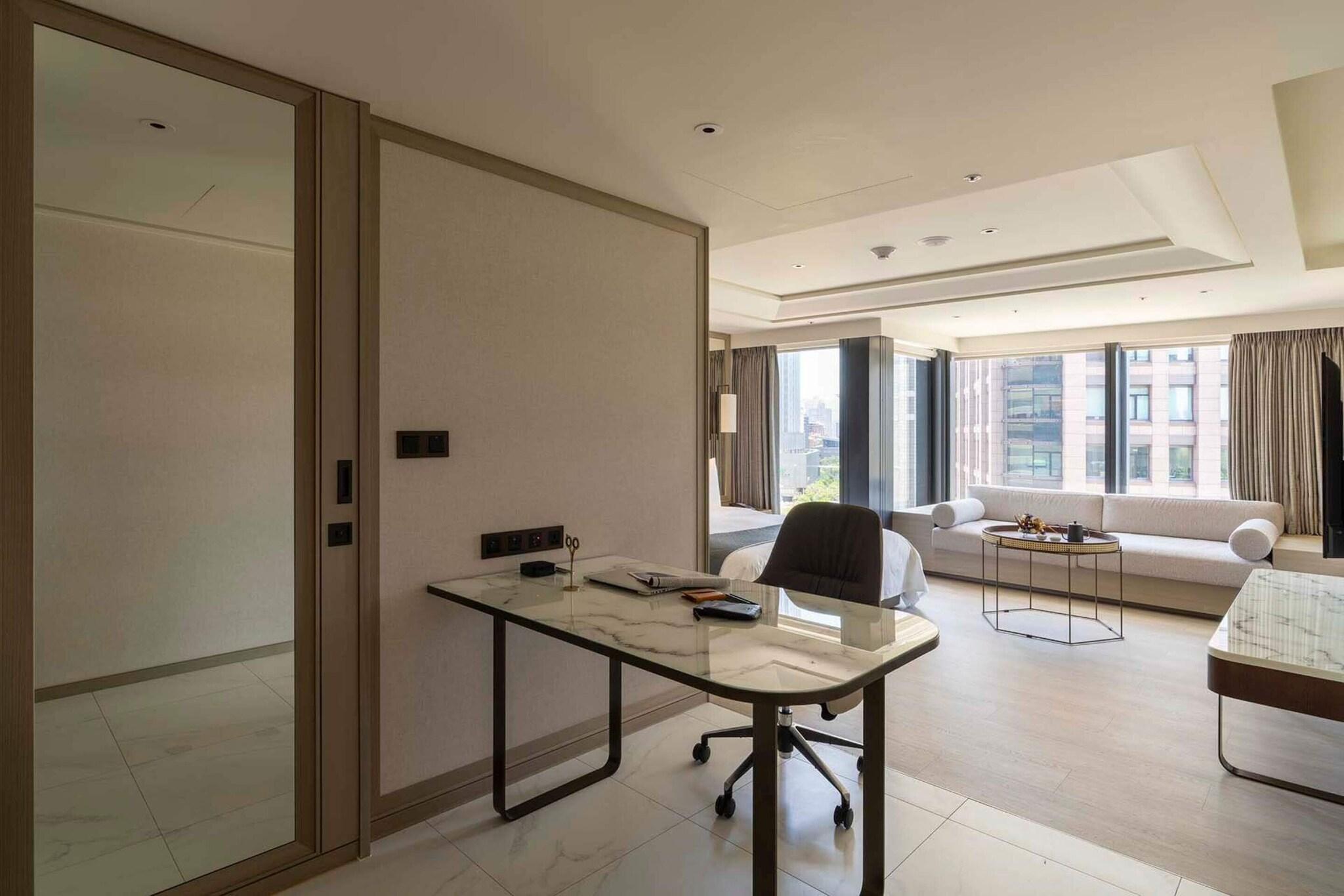 Double Premium City View