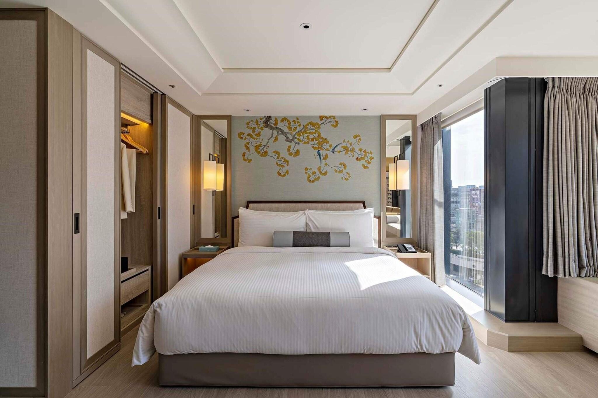 Double Premium City View