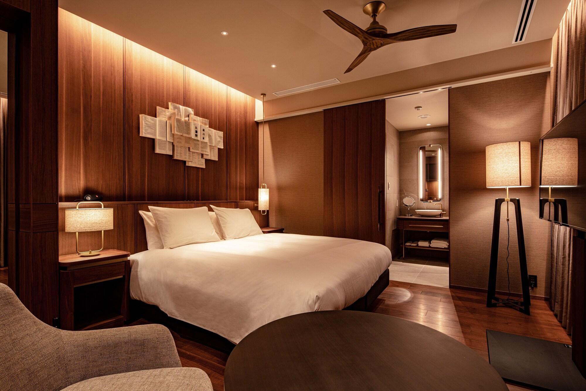 Double Club Executive