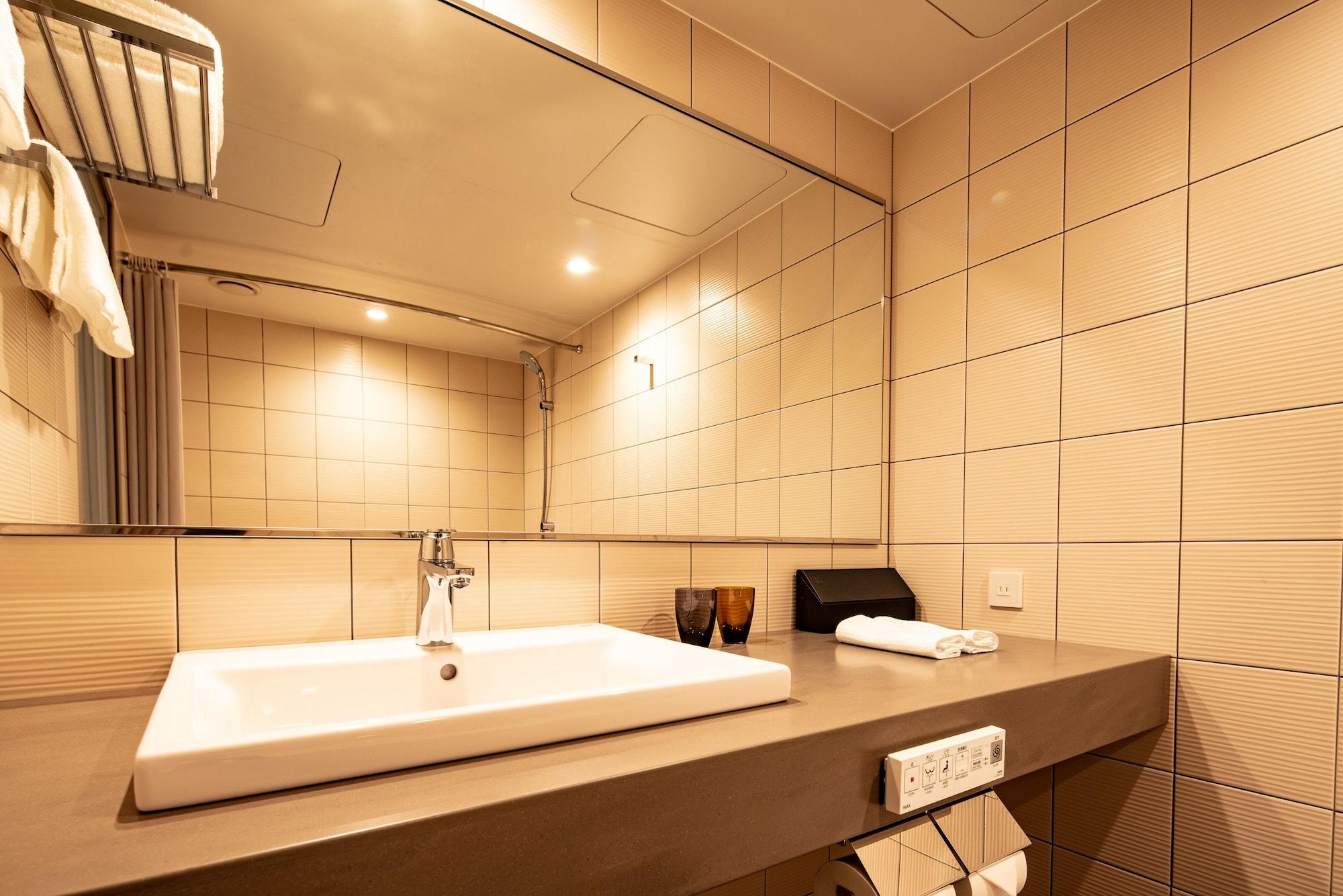 Double Superior Queen Bed