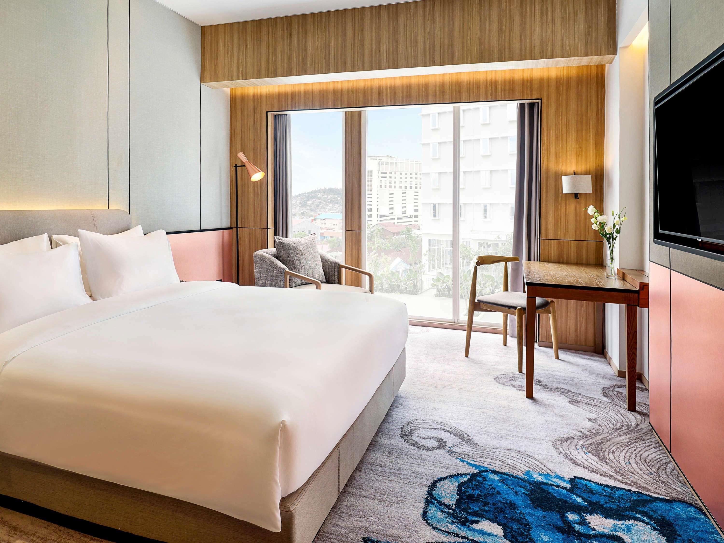 Double Superior King Bed