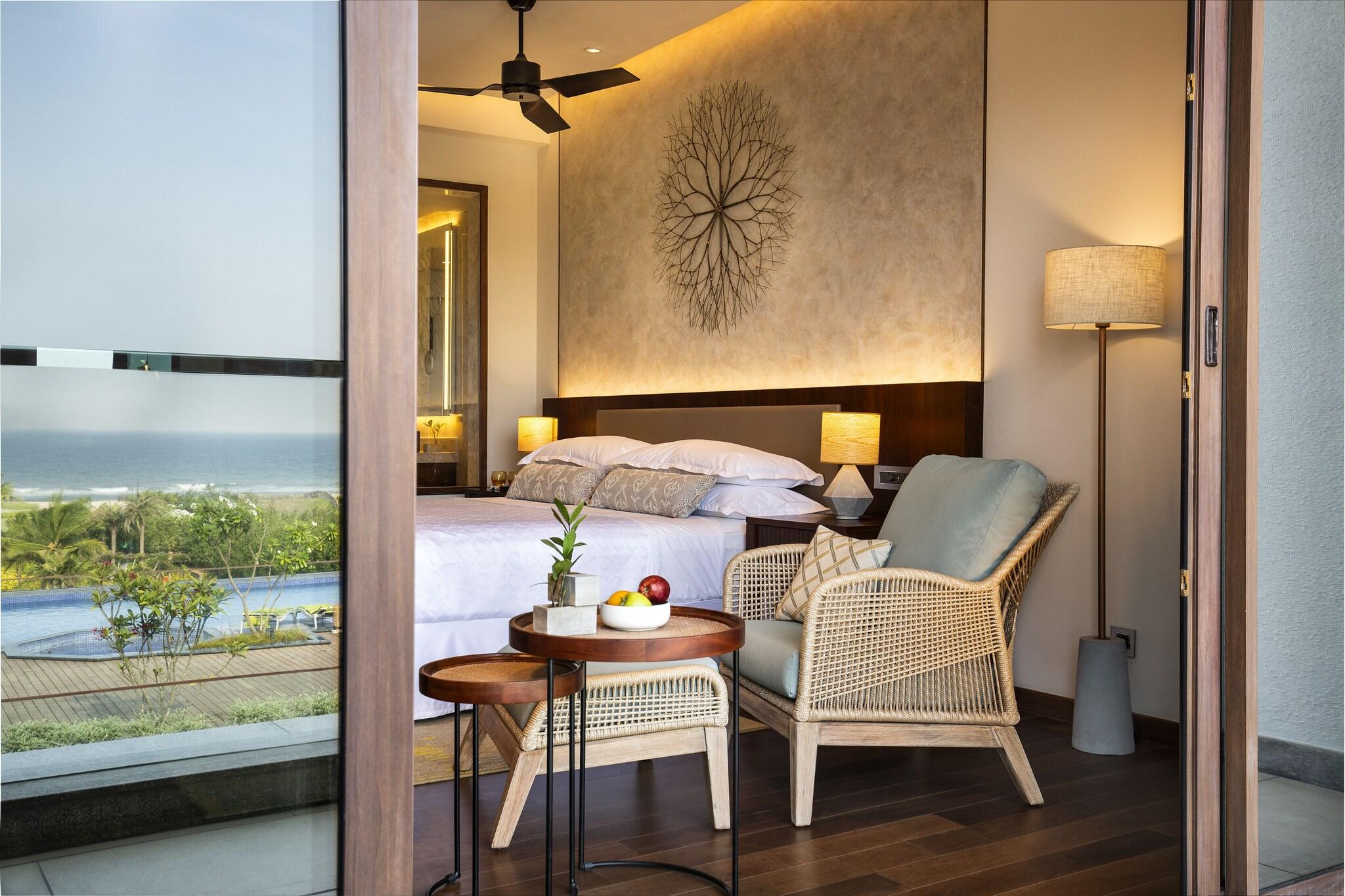 Double Sea View King Bed