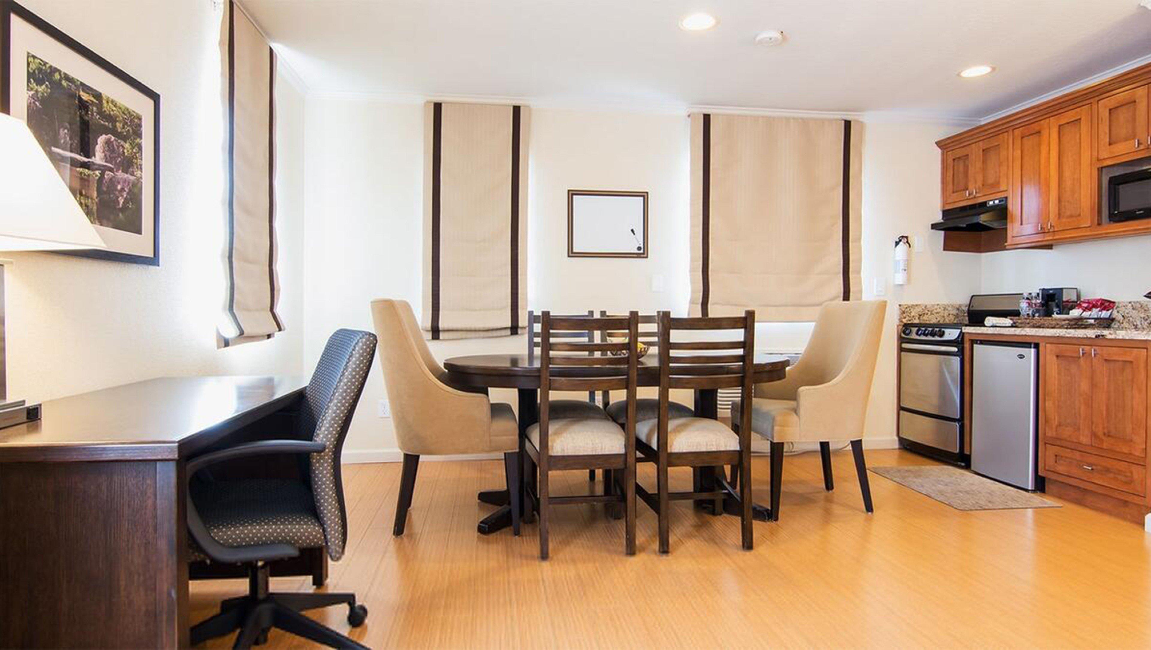 Suite Two Queen Beds