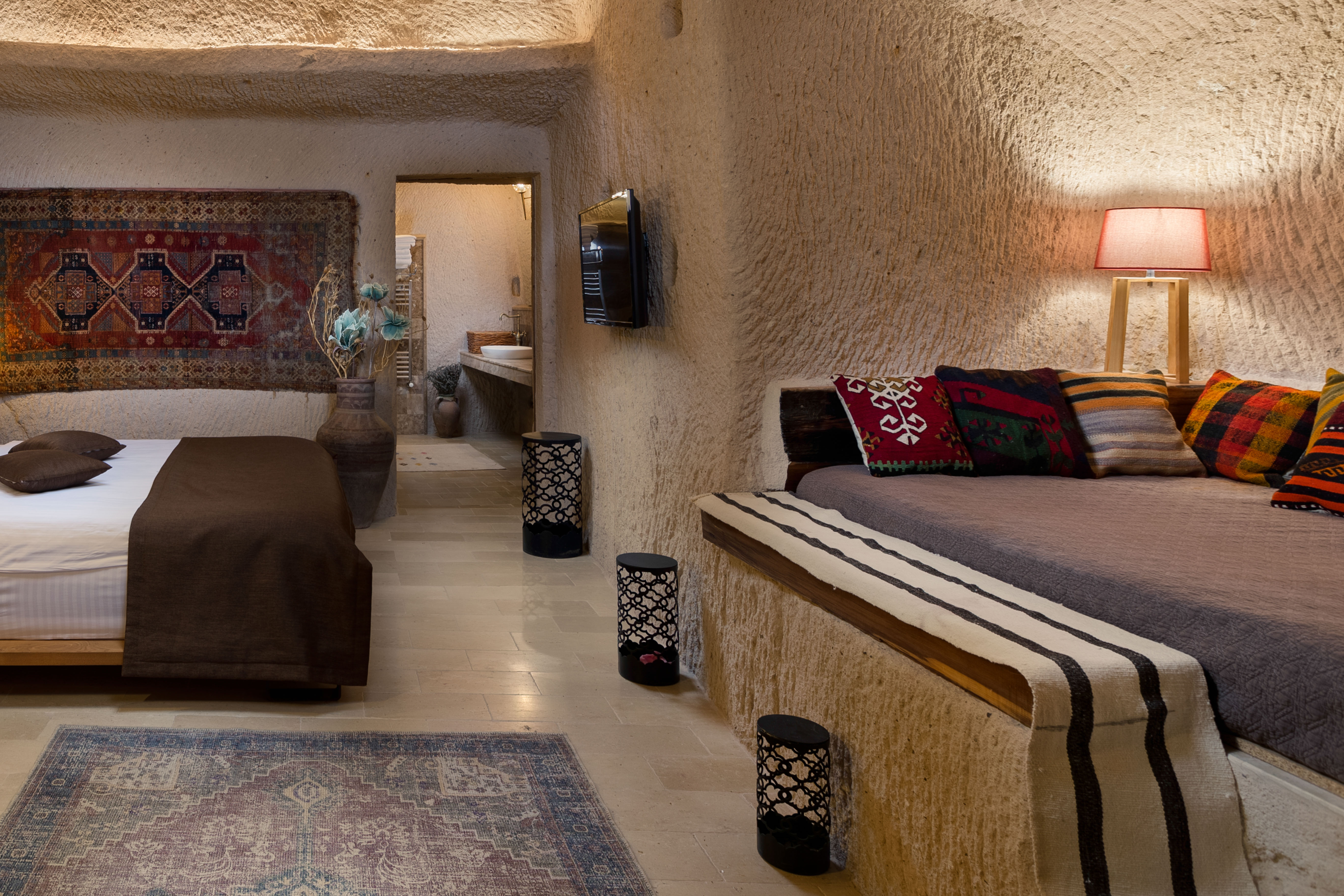 Suite Three Bedrooms One Bathroom