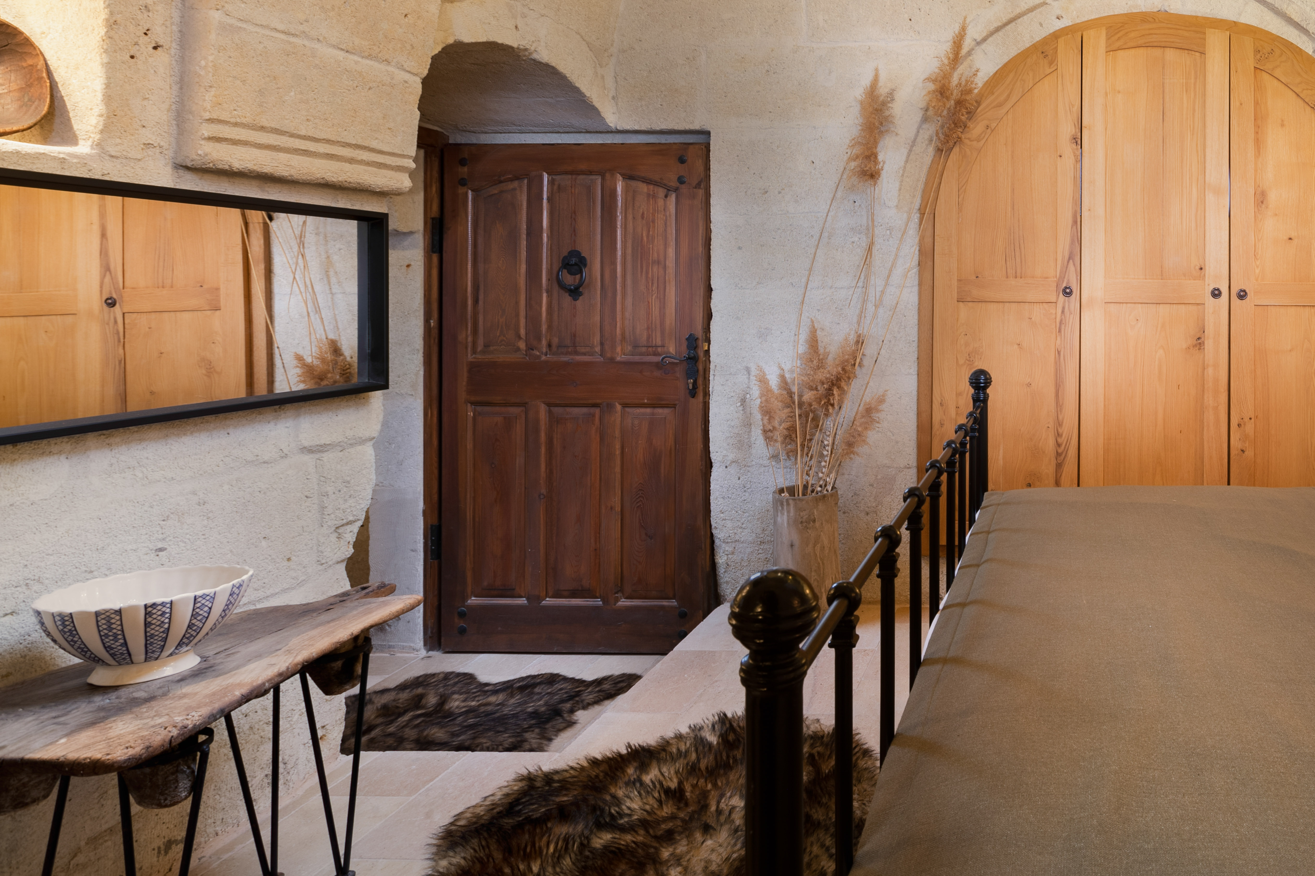 Double Deluxe One Bed