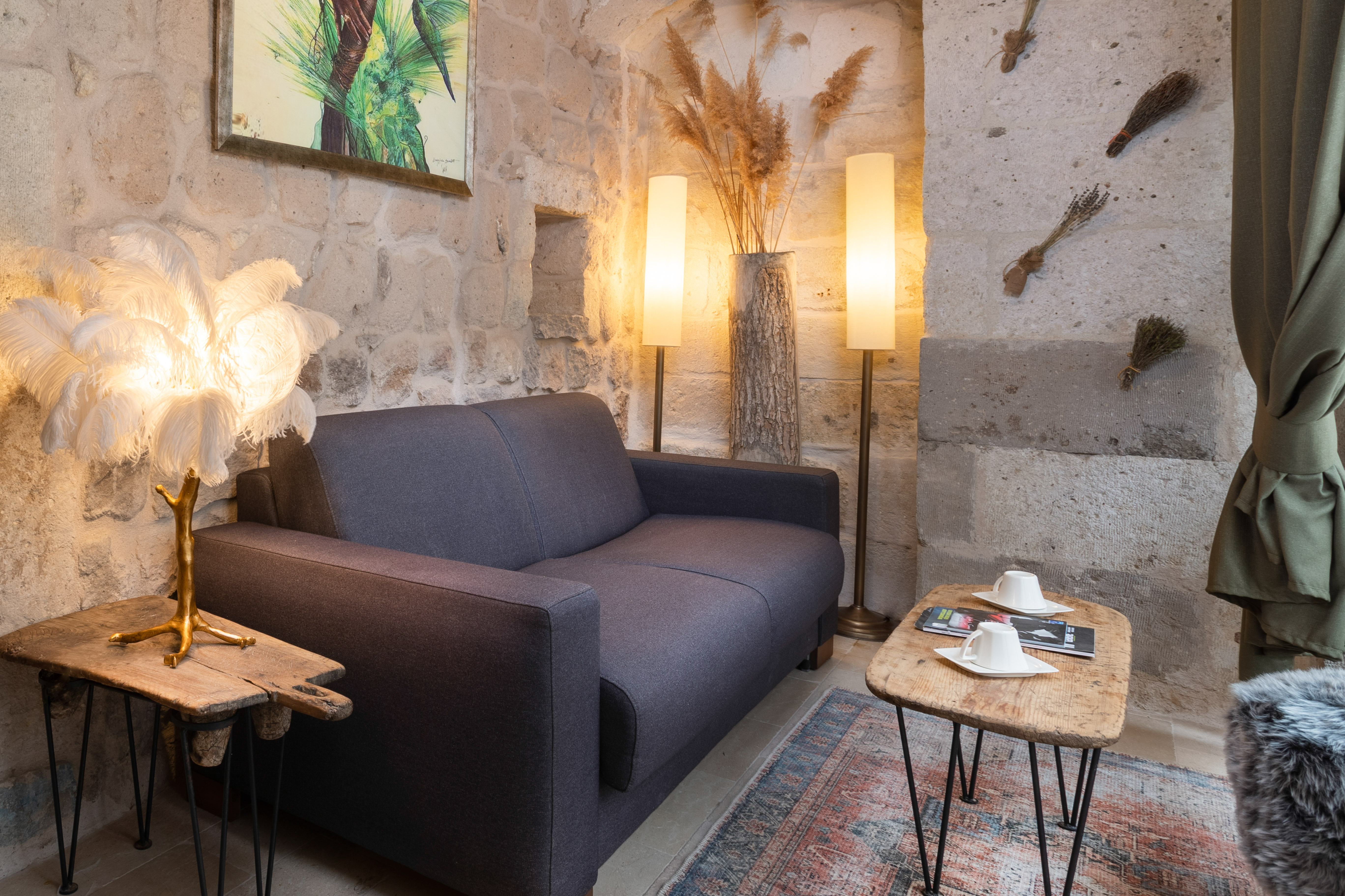 Double Deluxe One Bed