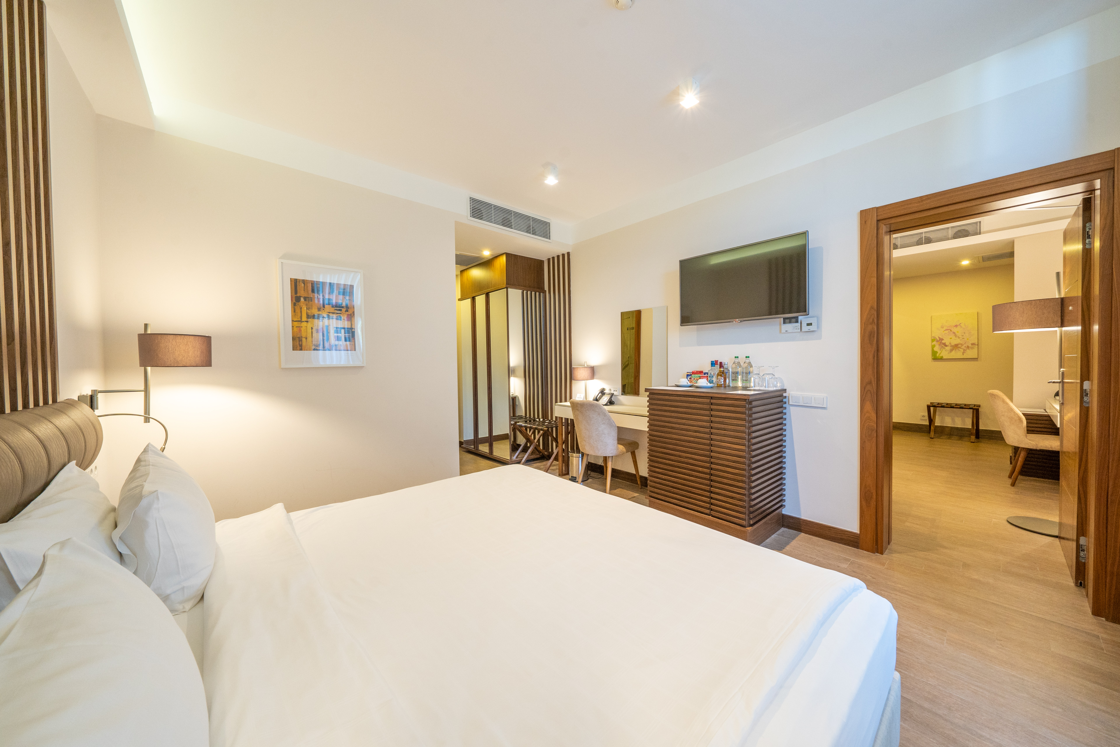 Family Room Connecting Room