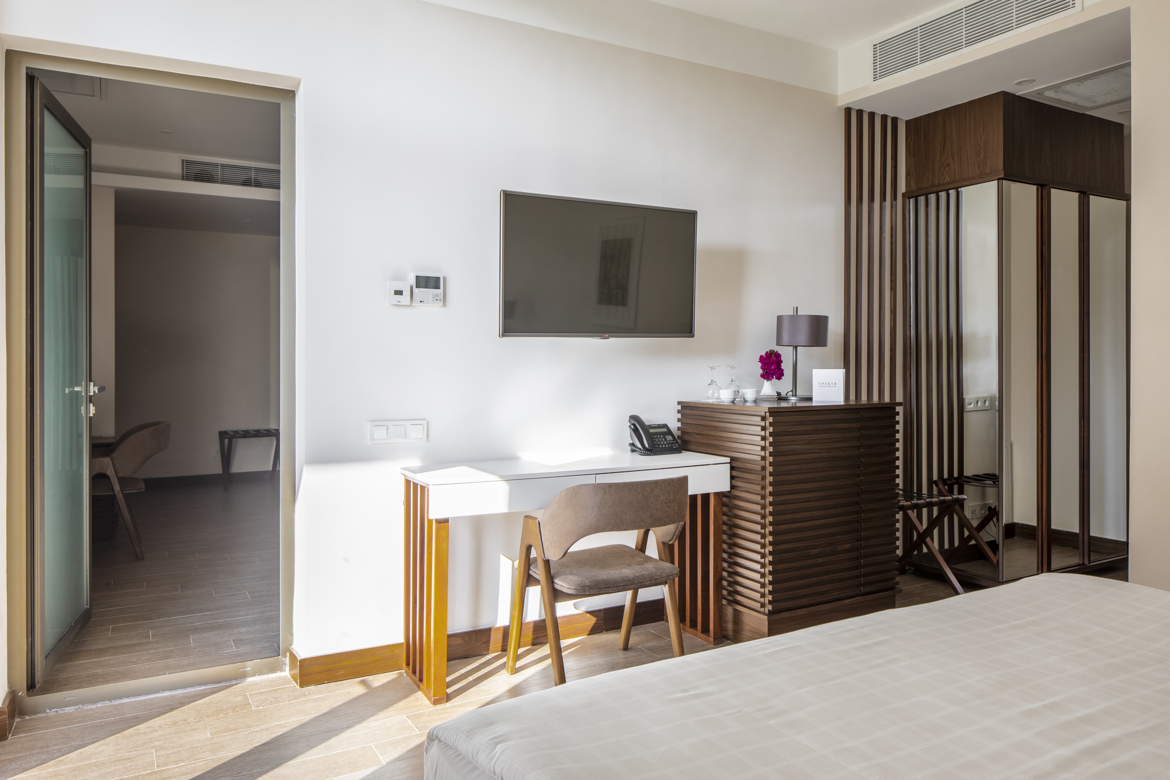 Family Room Connecting Room