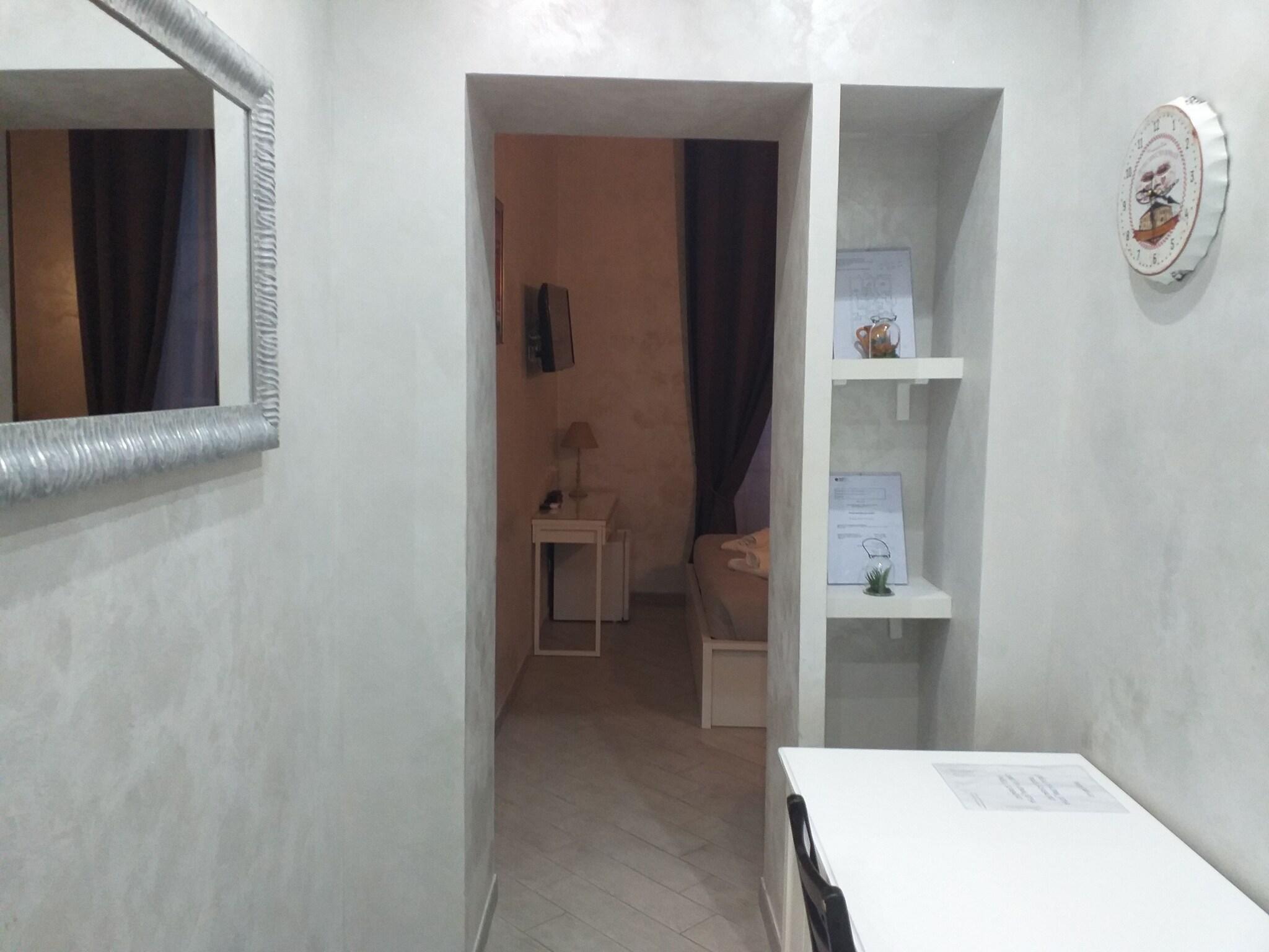 Suite Queen Bed Two Bedrooms