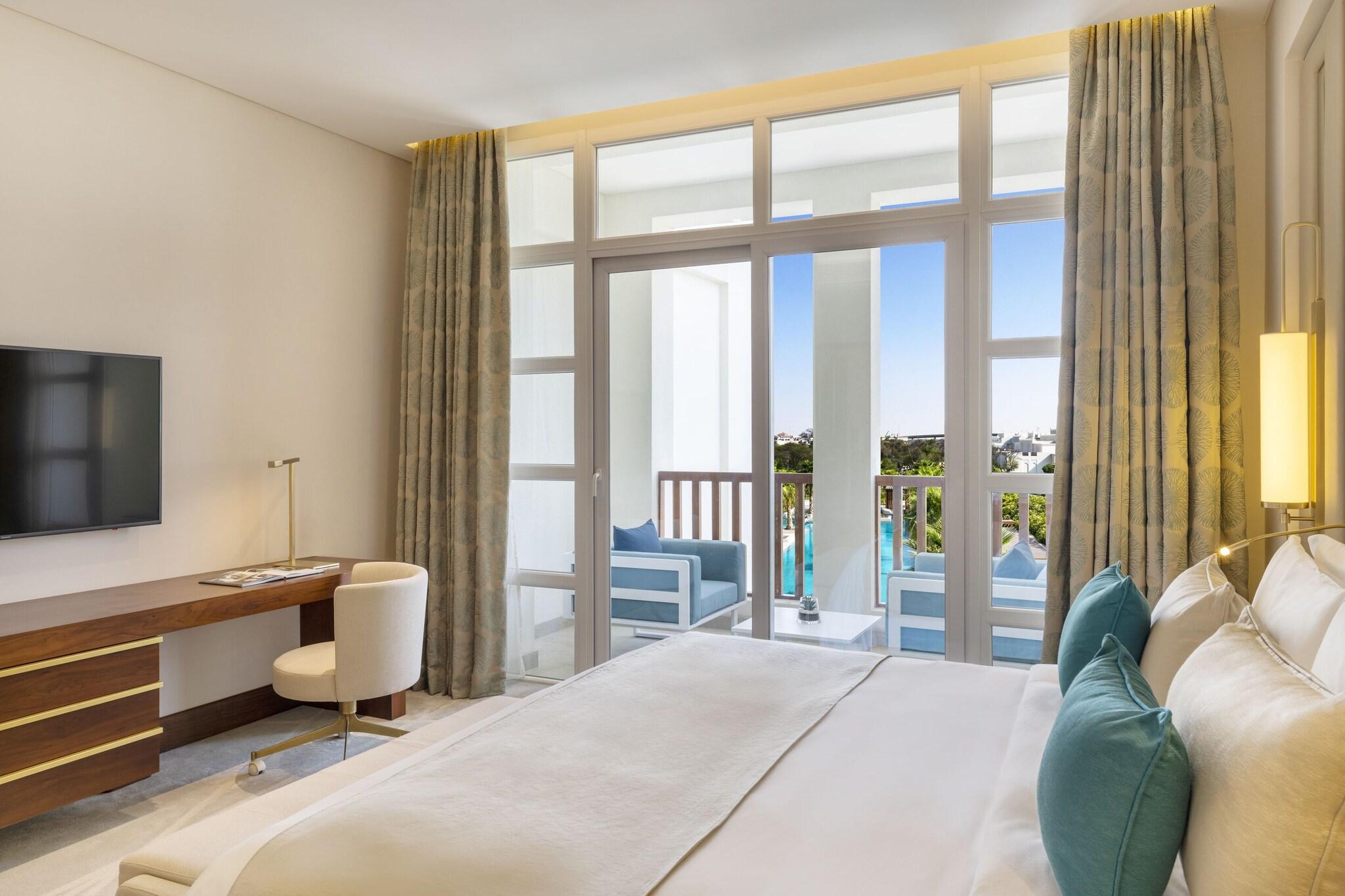 Double Deluxe Pool View