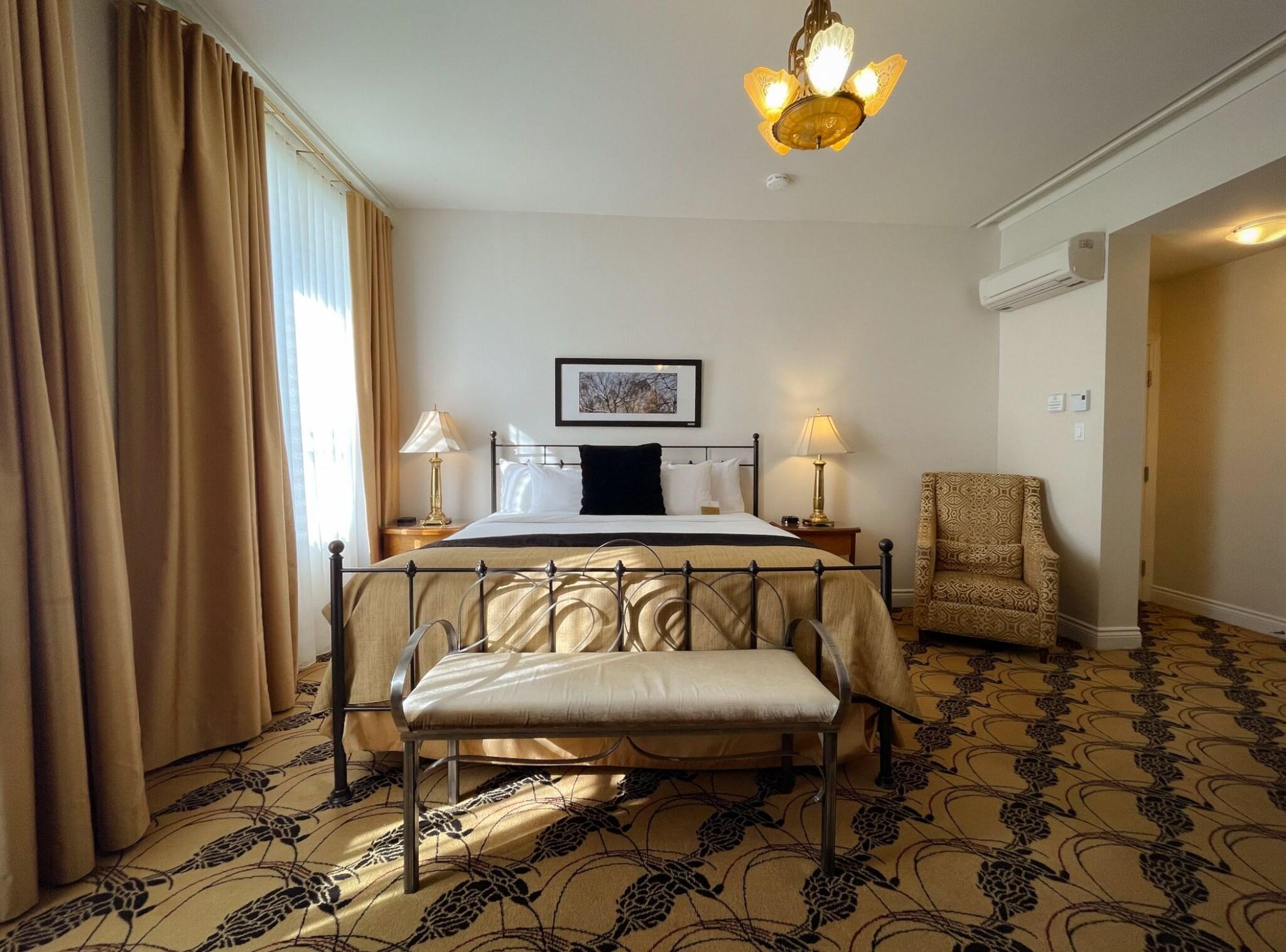 Double King Size Bed