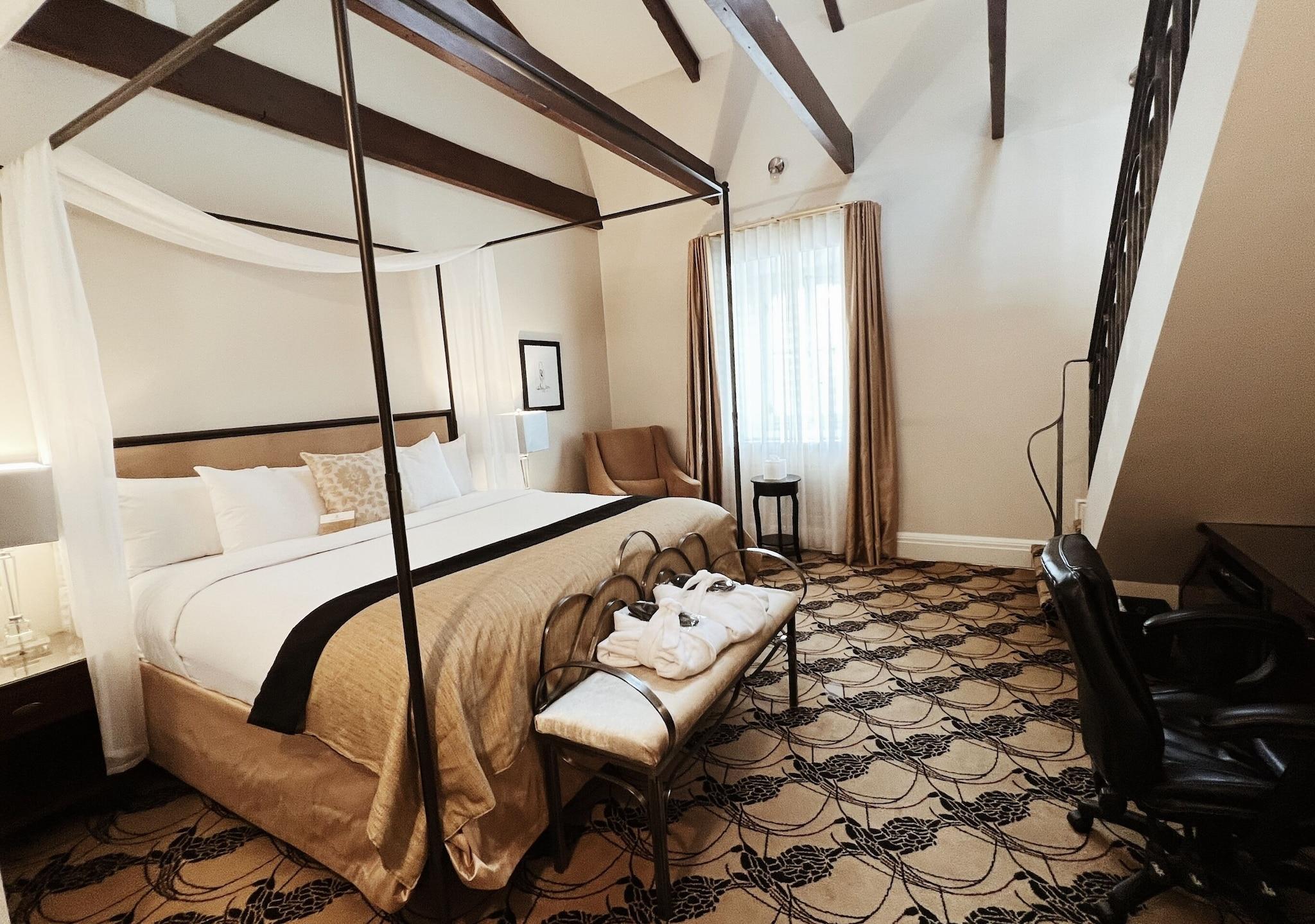 Junior Suite King Size Bed