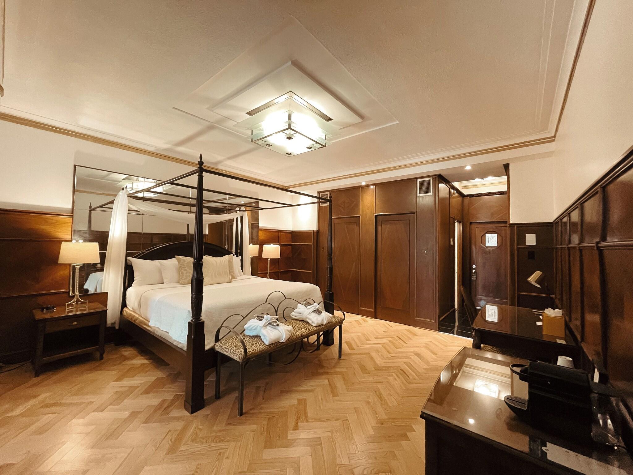 Junior Suite Executive King Bed