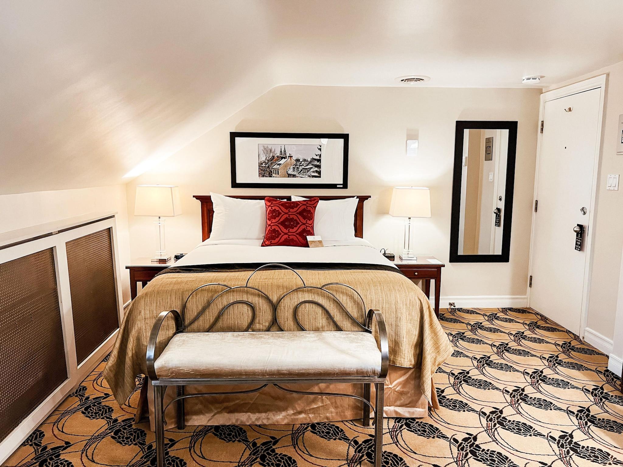 Double Queen Size Bed