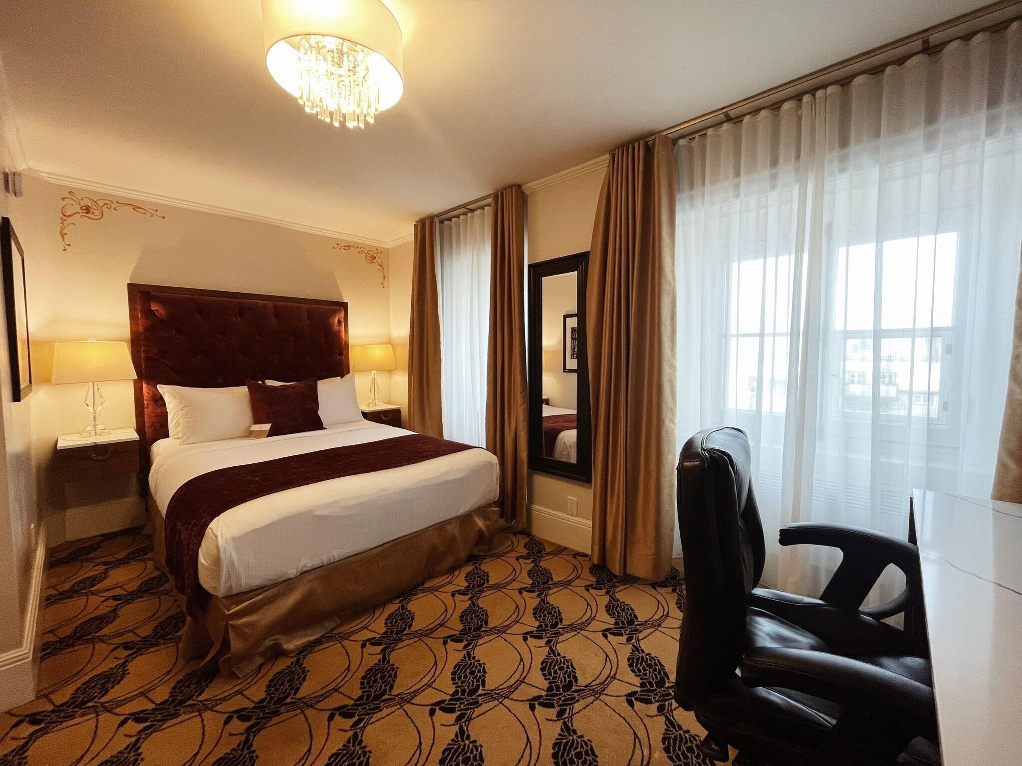 Double Queen Size Bed