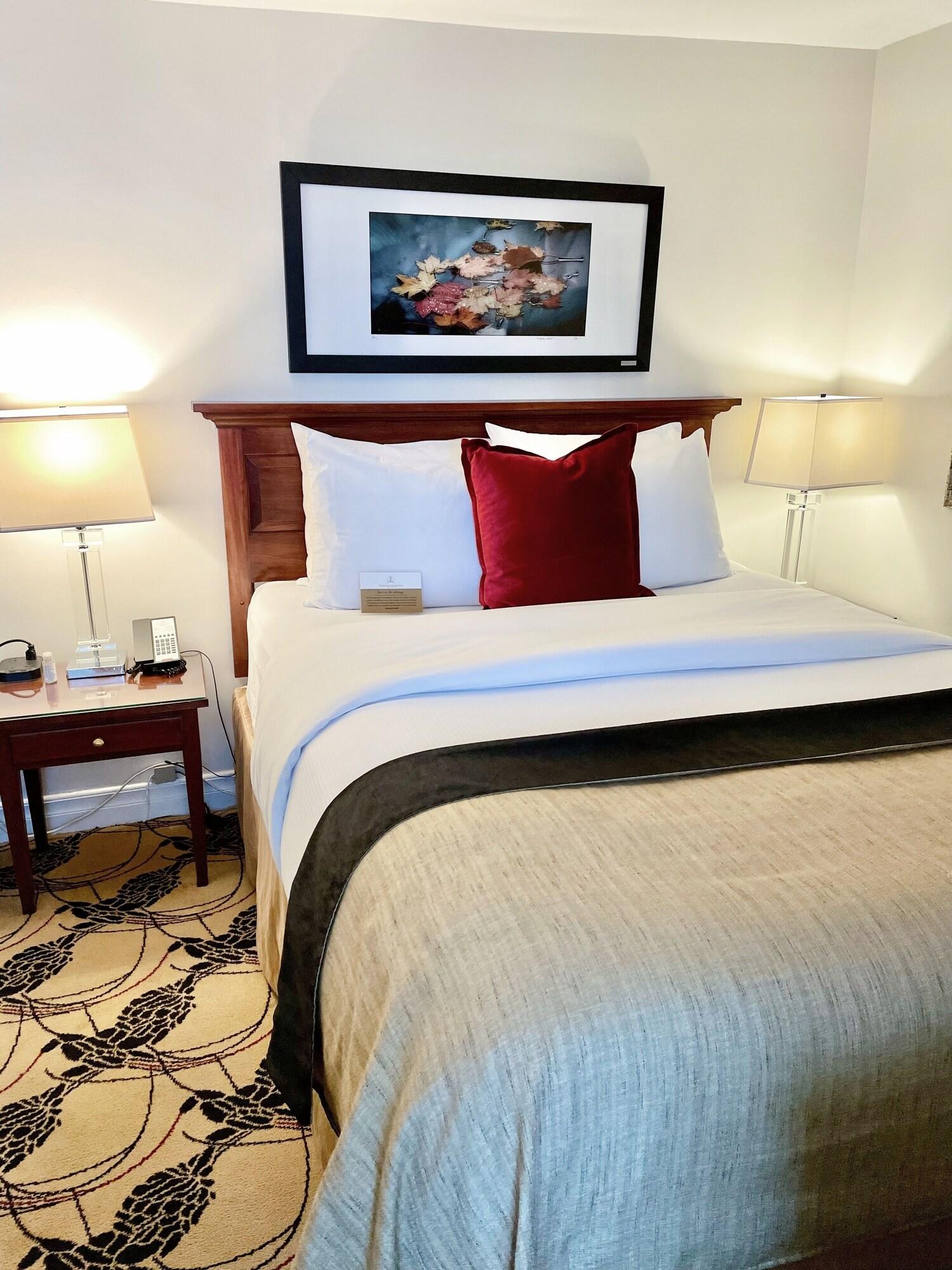 Double Queen Size Bed