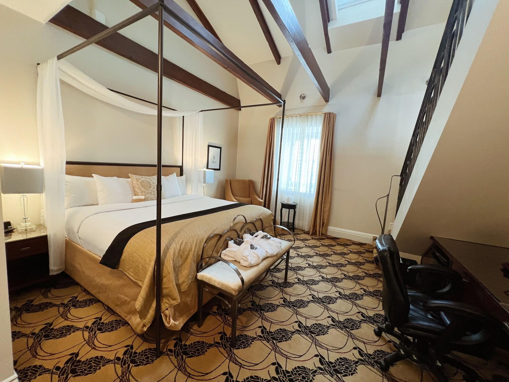 Junior Suite King Size Bed