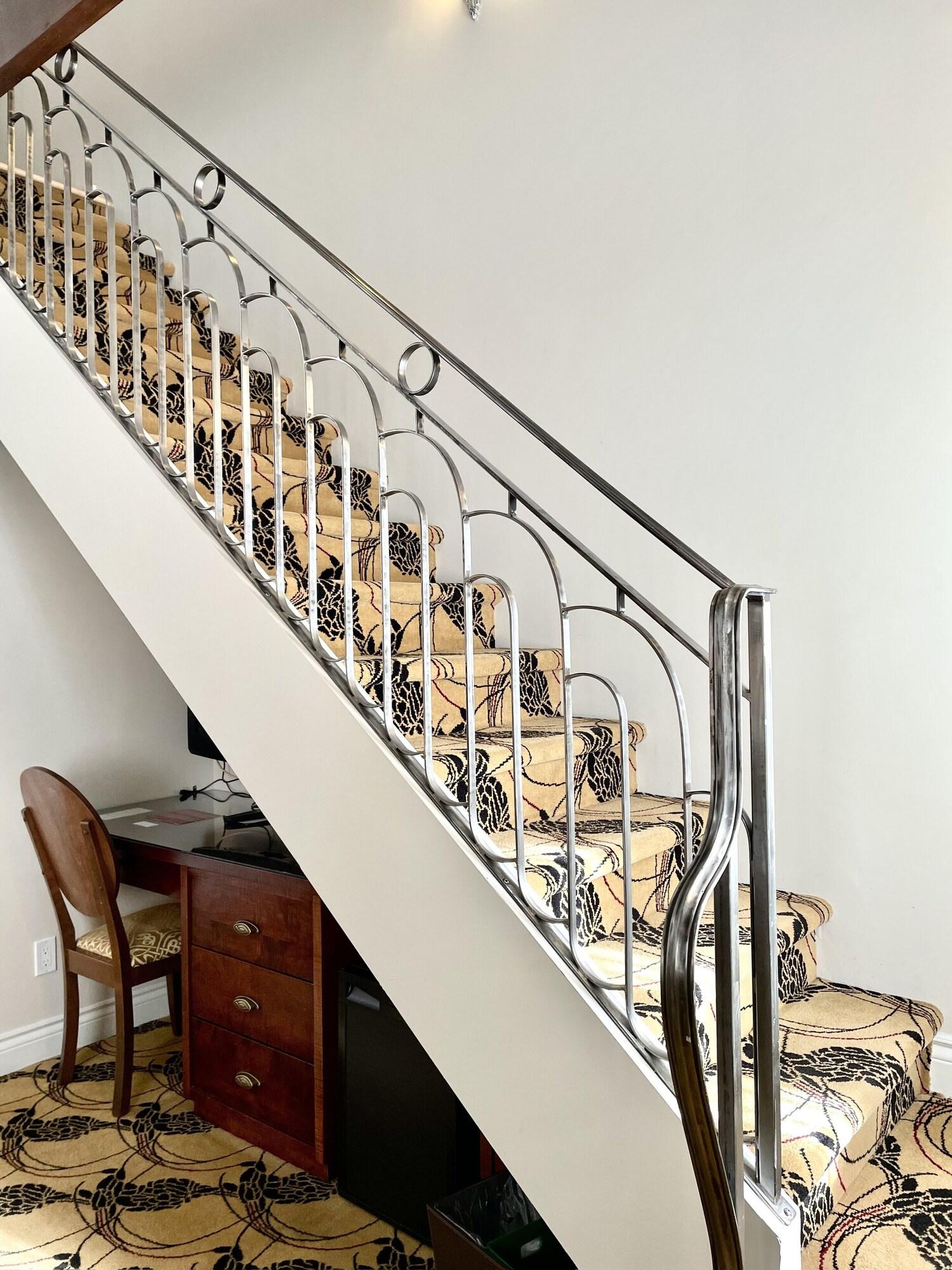 Junior Suite King Size Bed