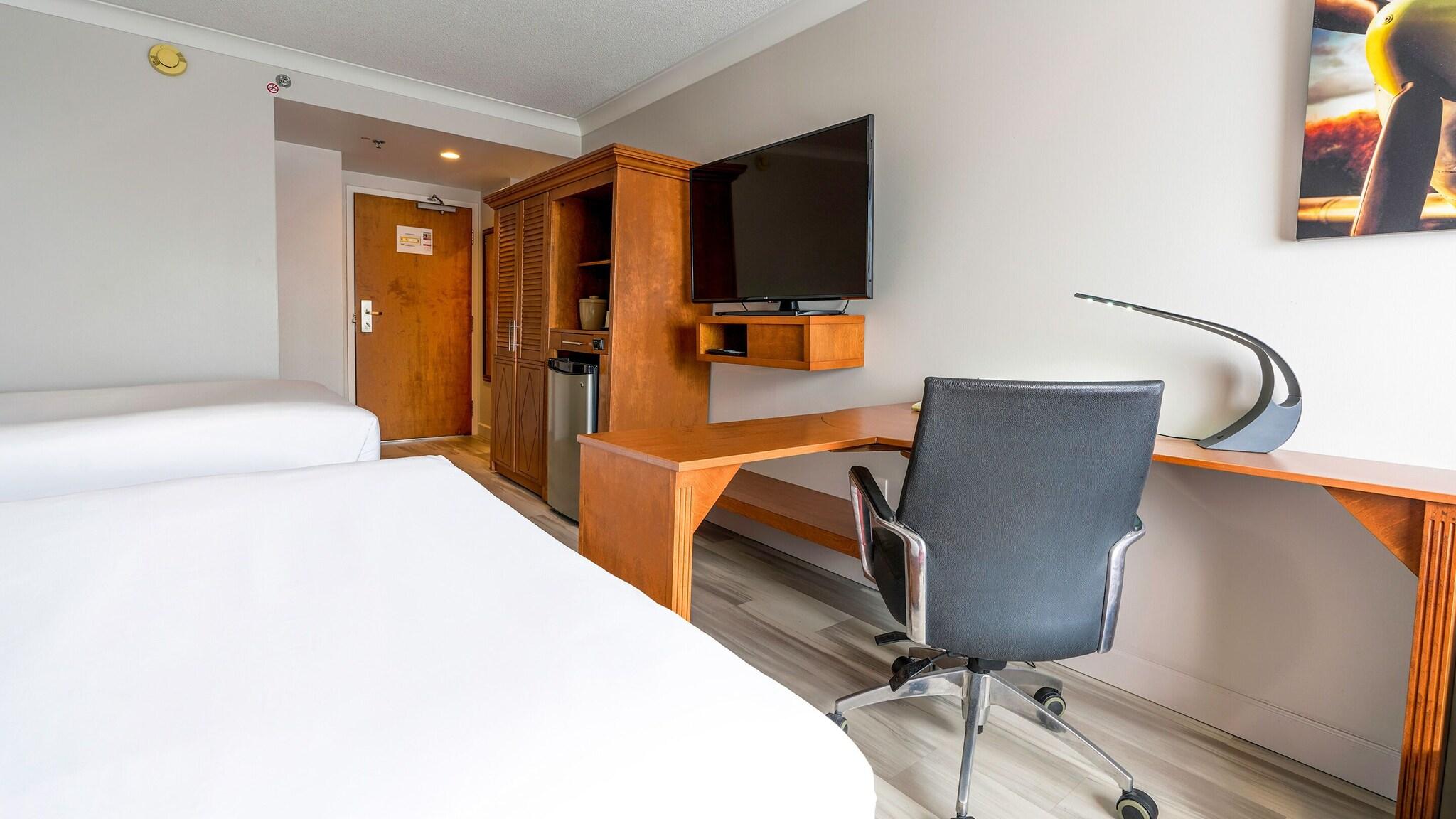 Twin Classic Two Double Beds