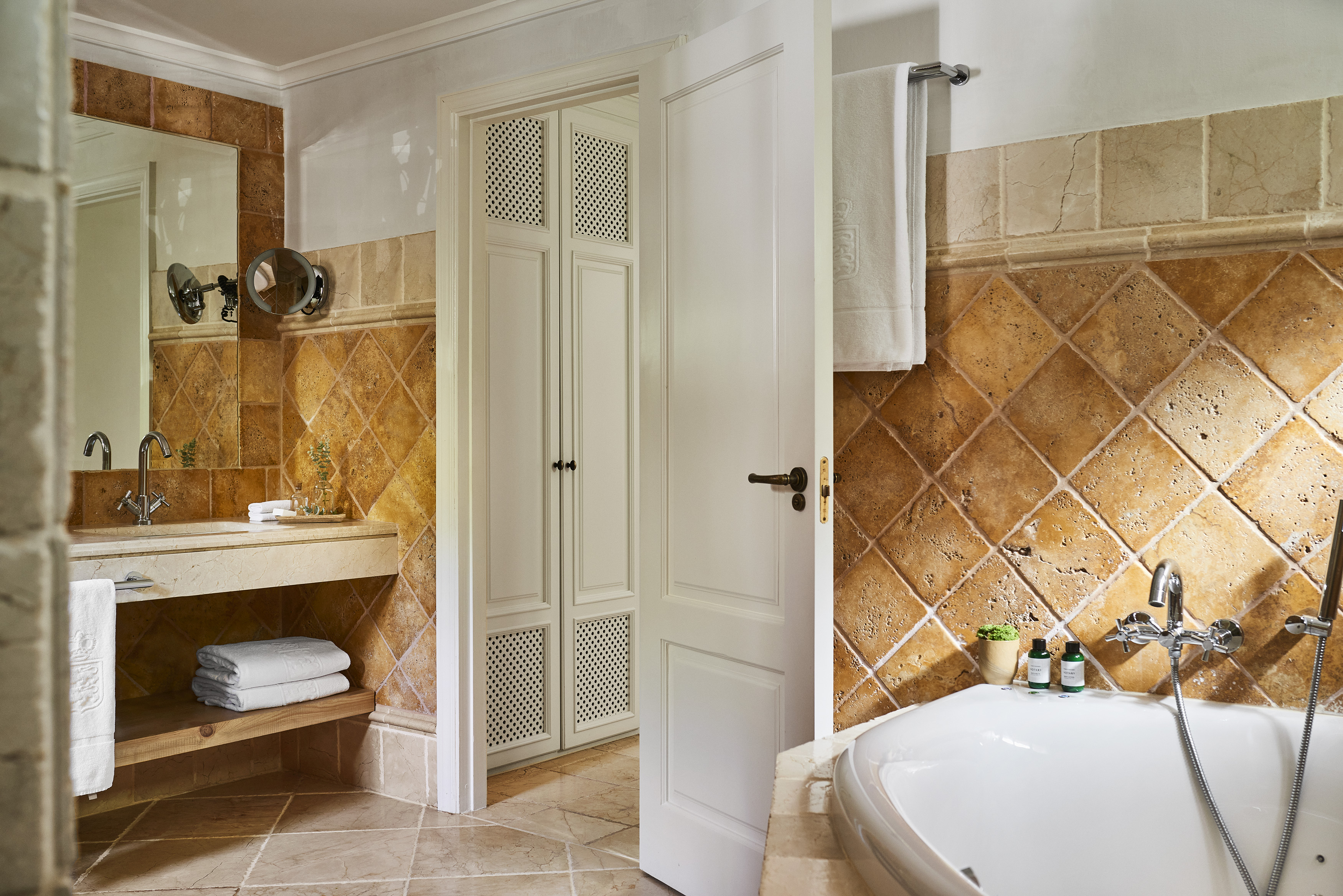 Bungalow Two Bedrooms