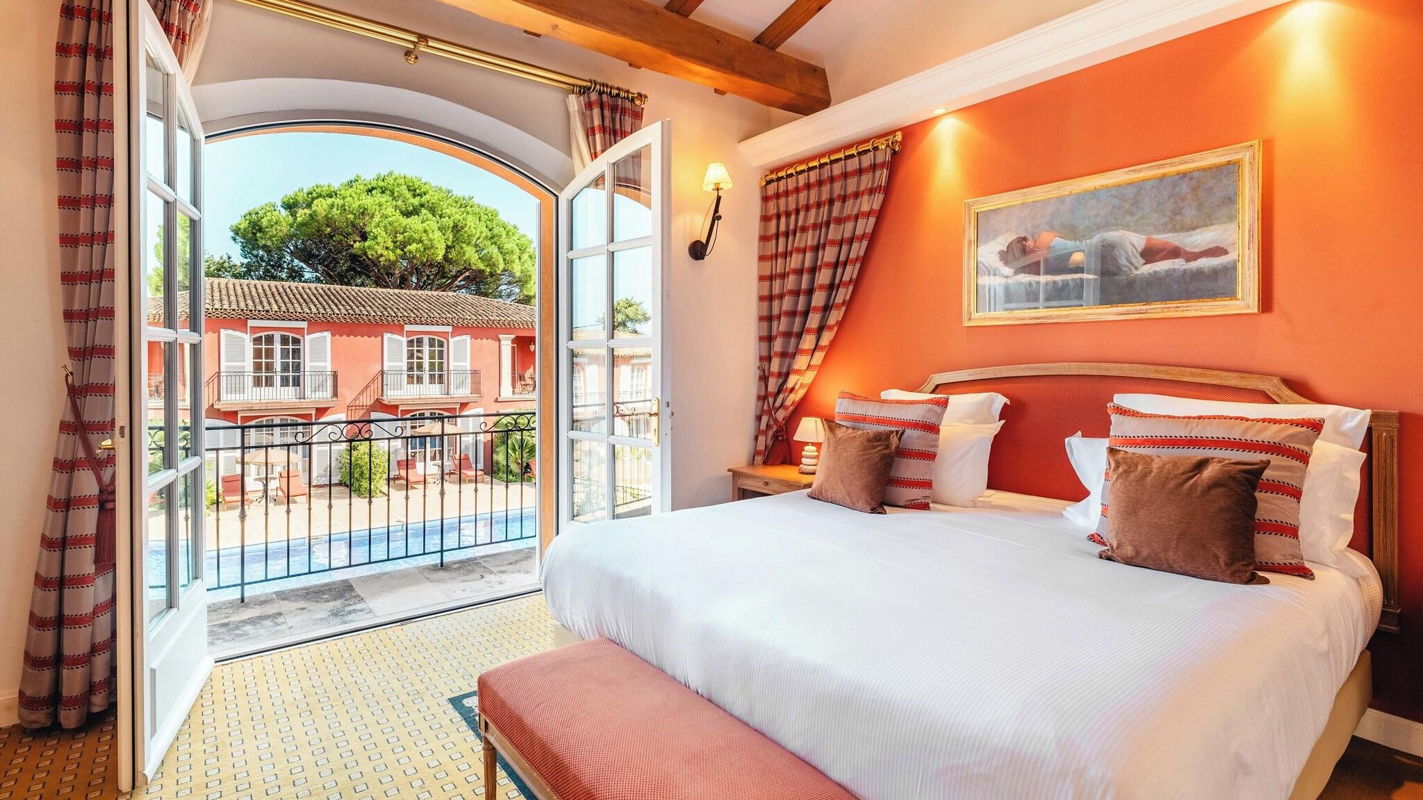 Suite Queen Size Bed