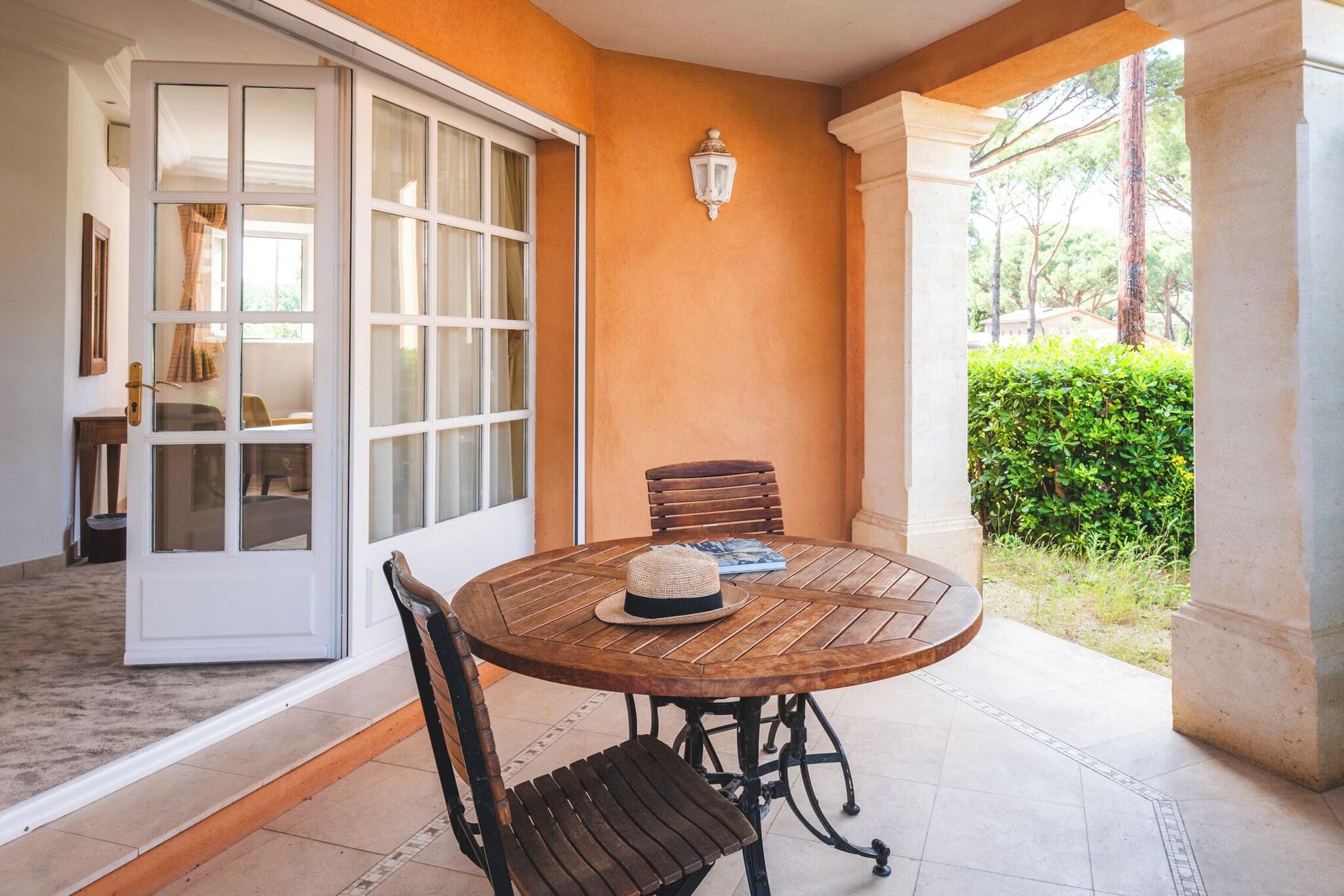 Suite Queen Size Bed