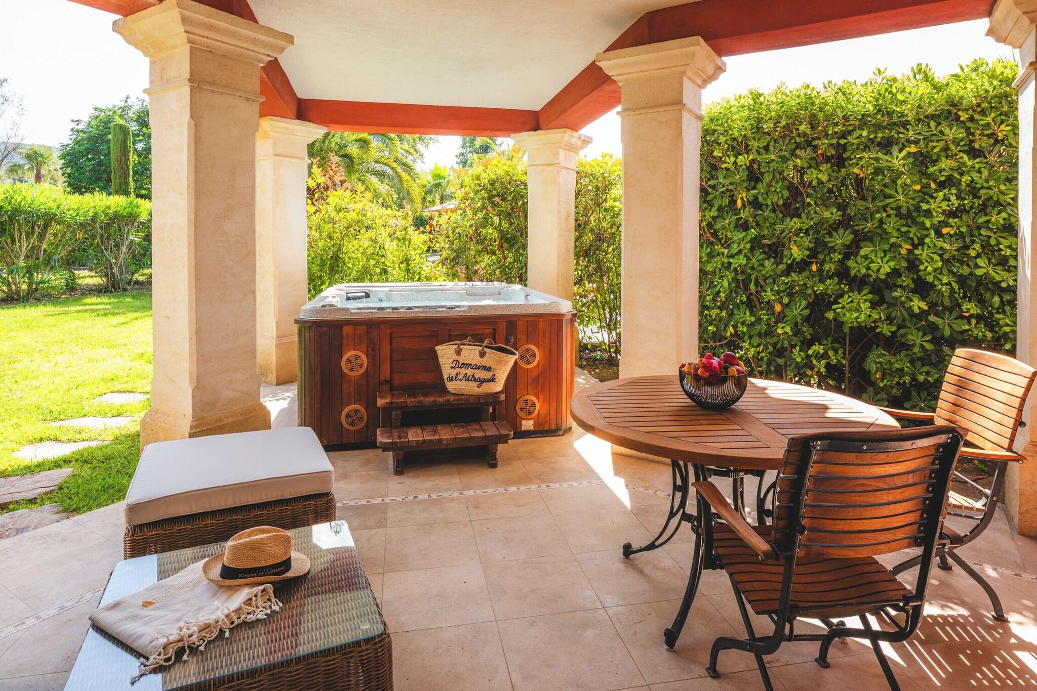 Suite Queen Size Bed