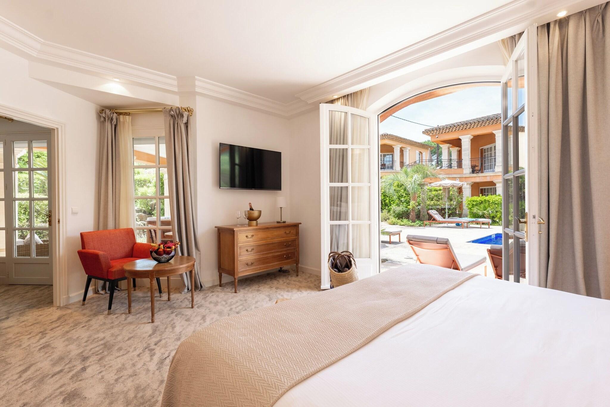 Suite Queen Size Bed