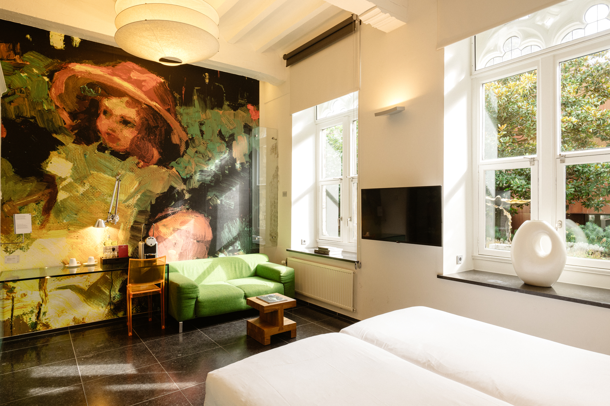 Double Deluxe King Bed