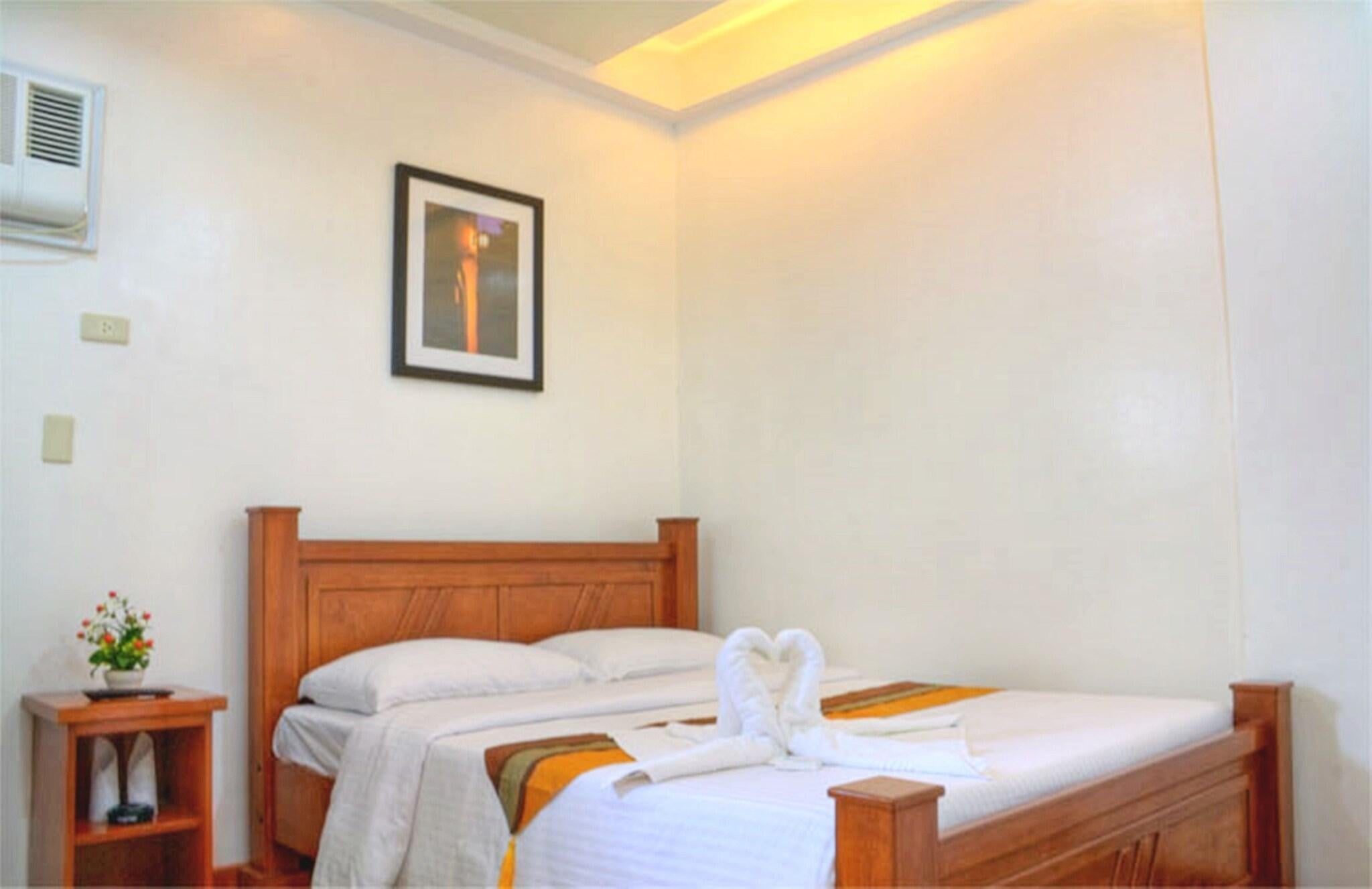 Cabin Queen Size Bed