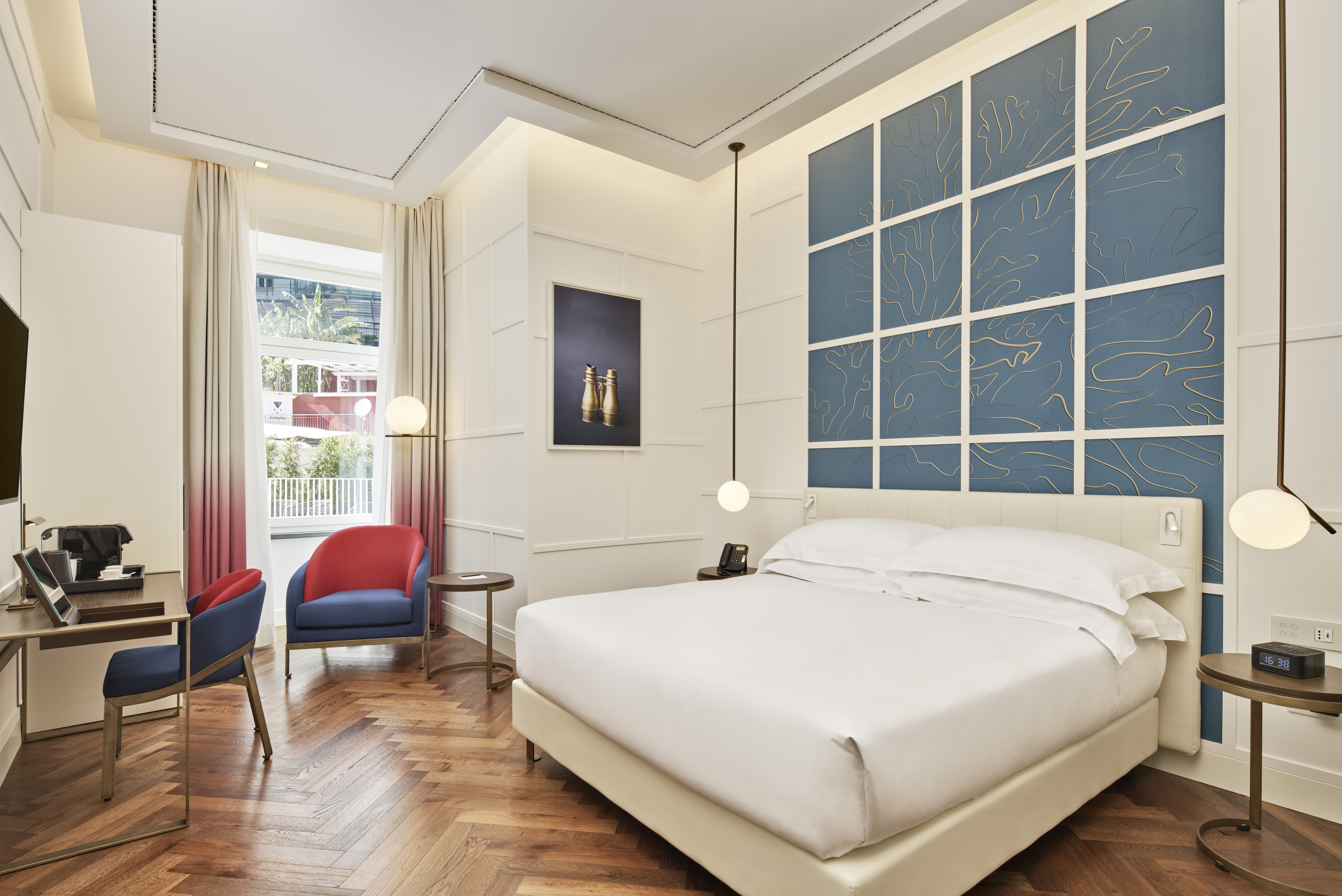 Double Guest Room King Bed