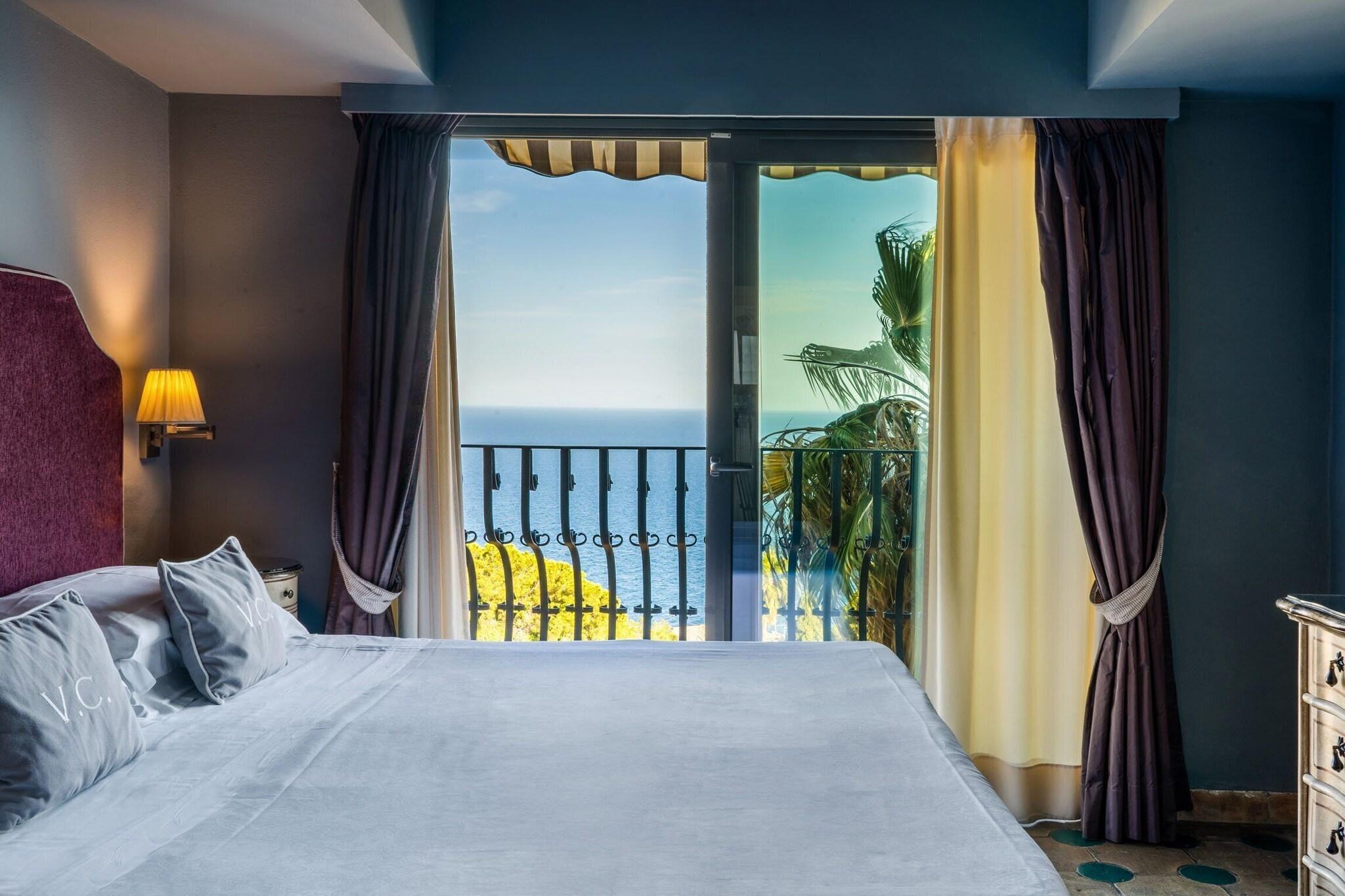 Double or Twin Deluxe