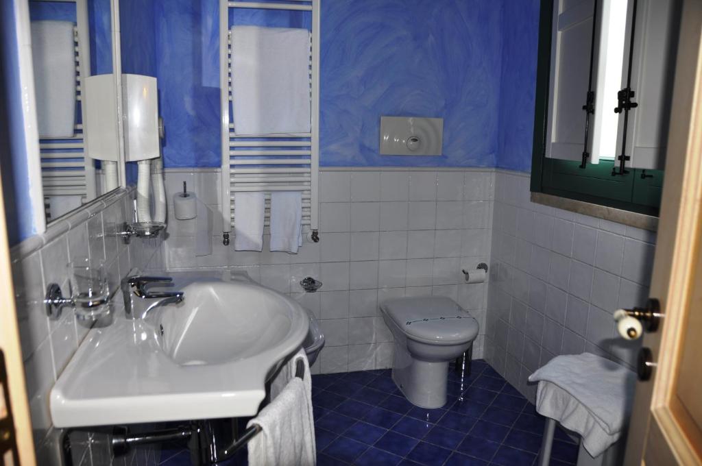 Triple Sea View with Balcony