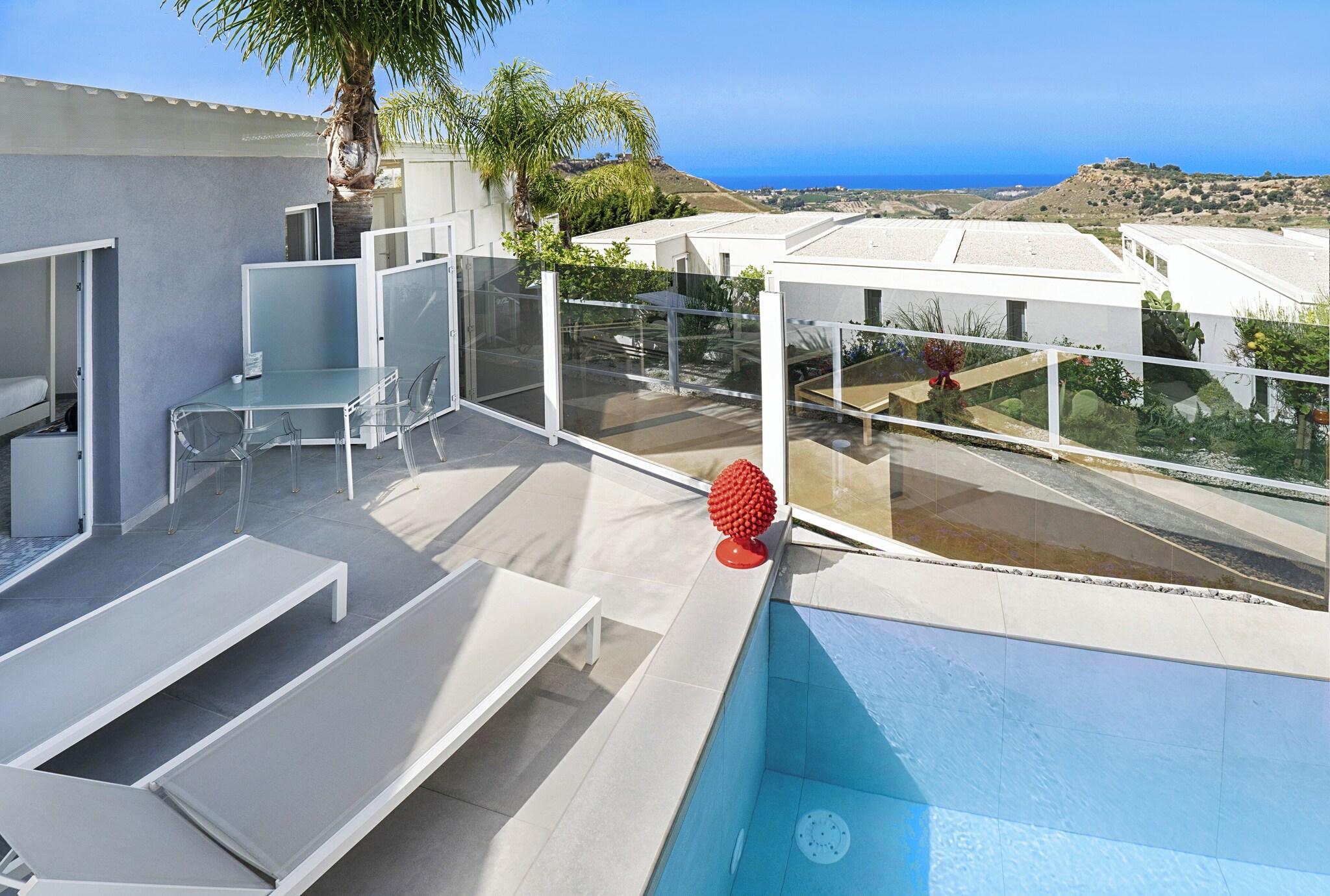 Double Queen Size Bed