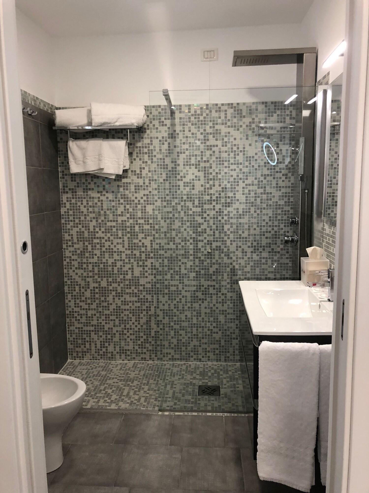 Double Superior with Private Pool