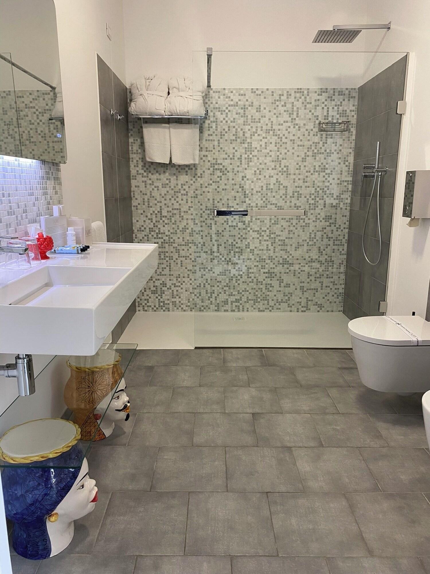 Villa King Bed with Jacuzzi