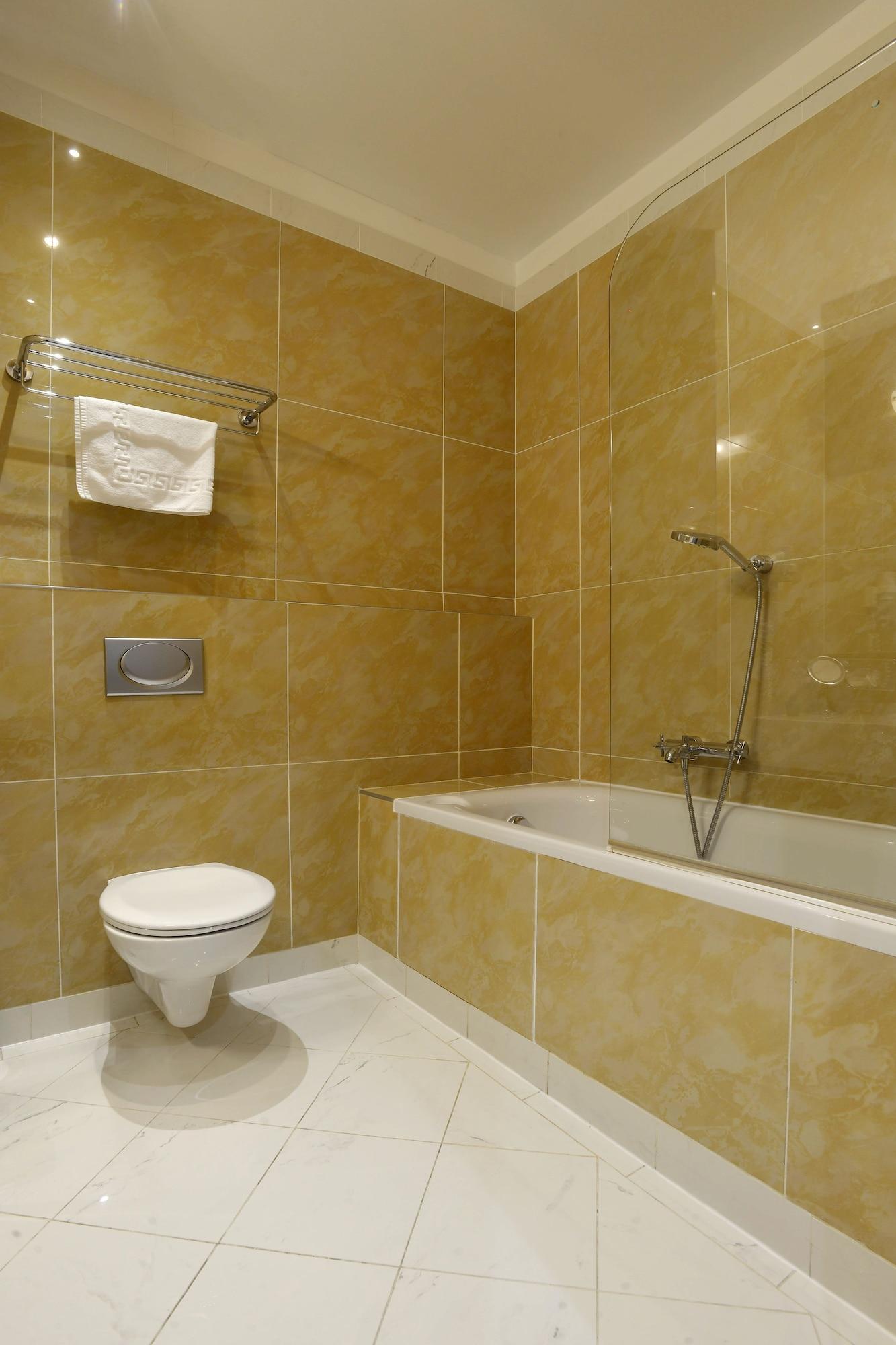 Junior Suite King Size Bed