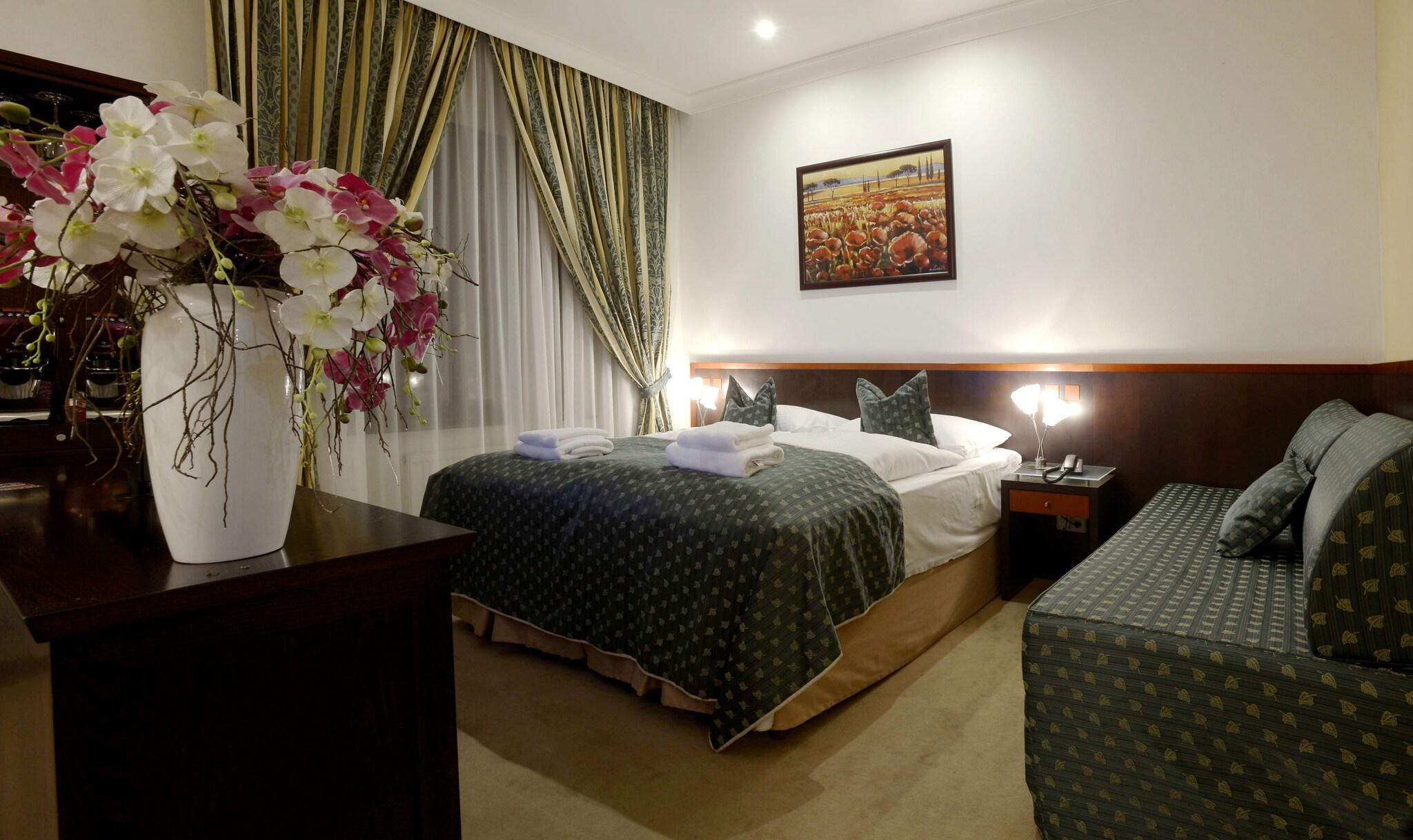 Junior Suite King Size Bed