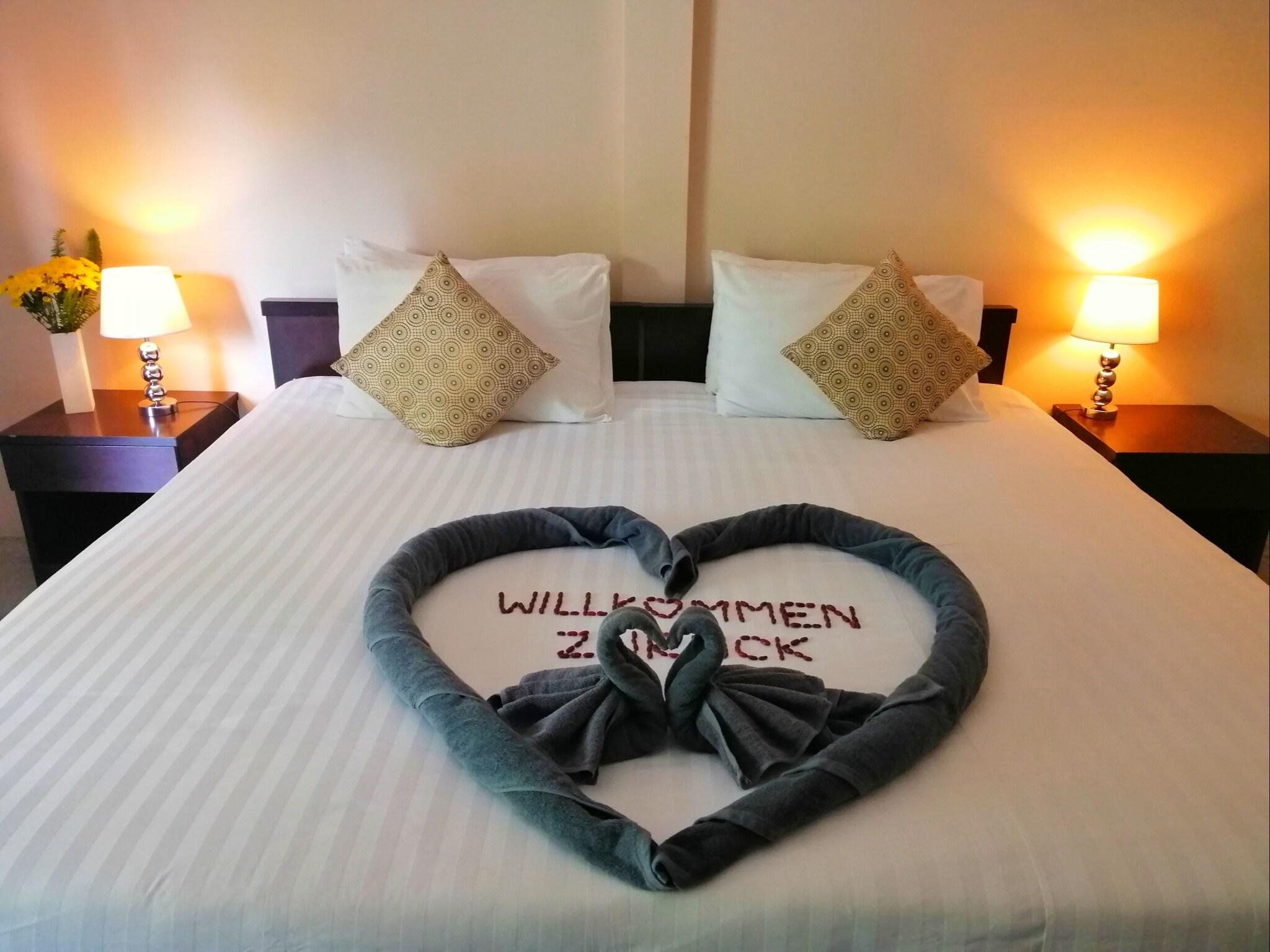 Double Deluxe King Bed