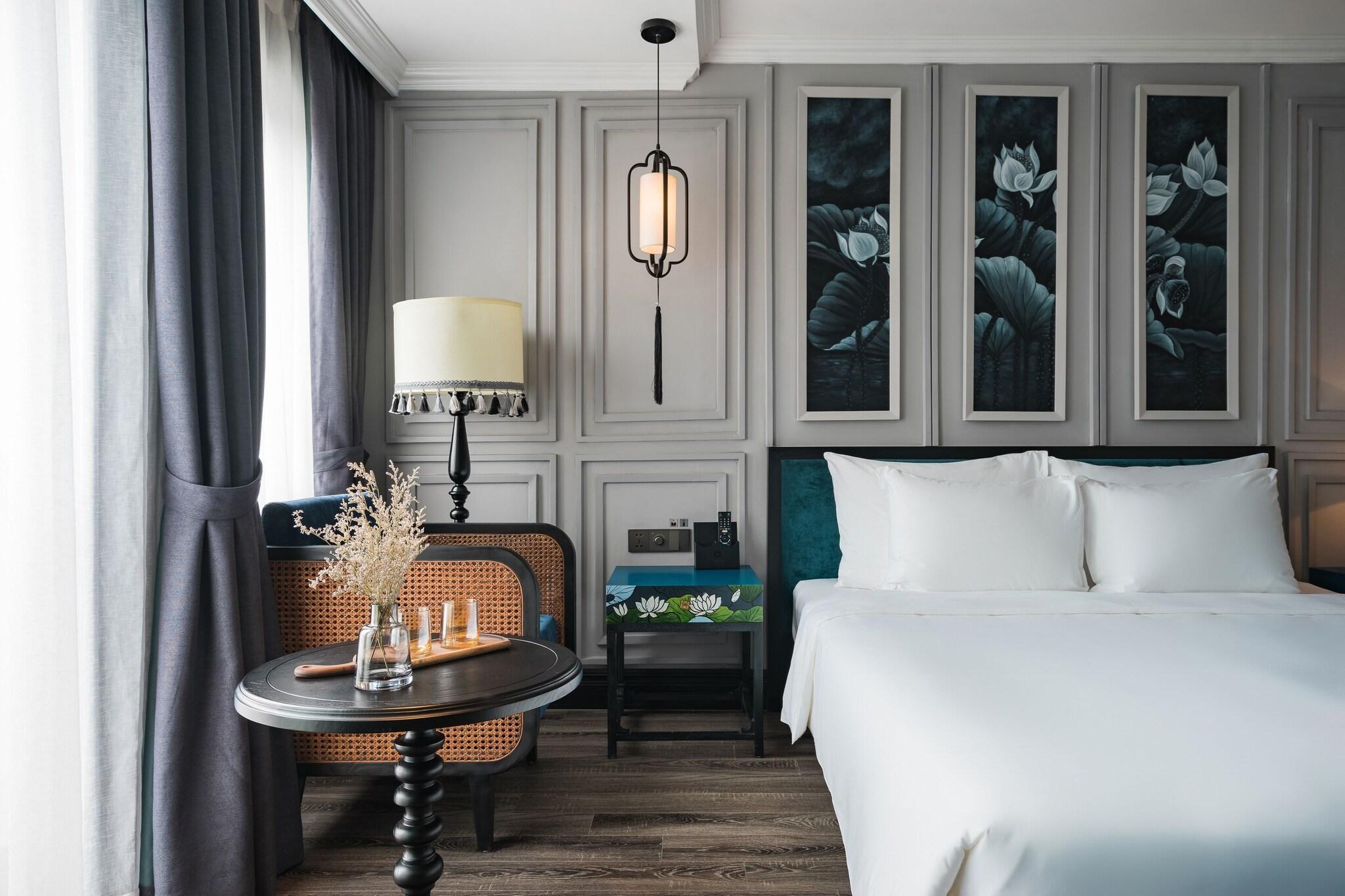 Suite King Bed Two Bedrooms