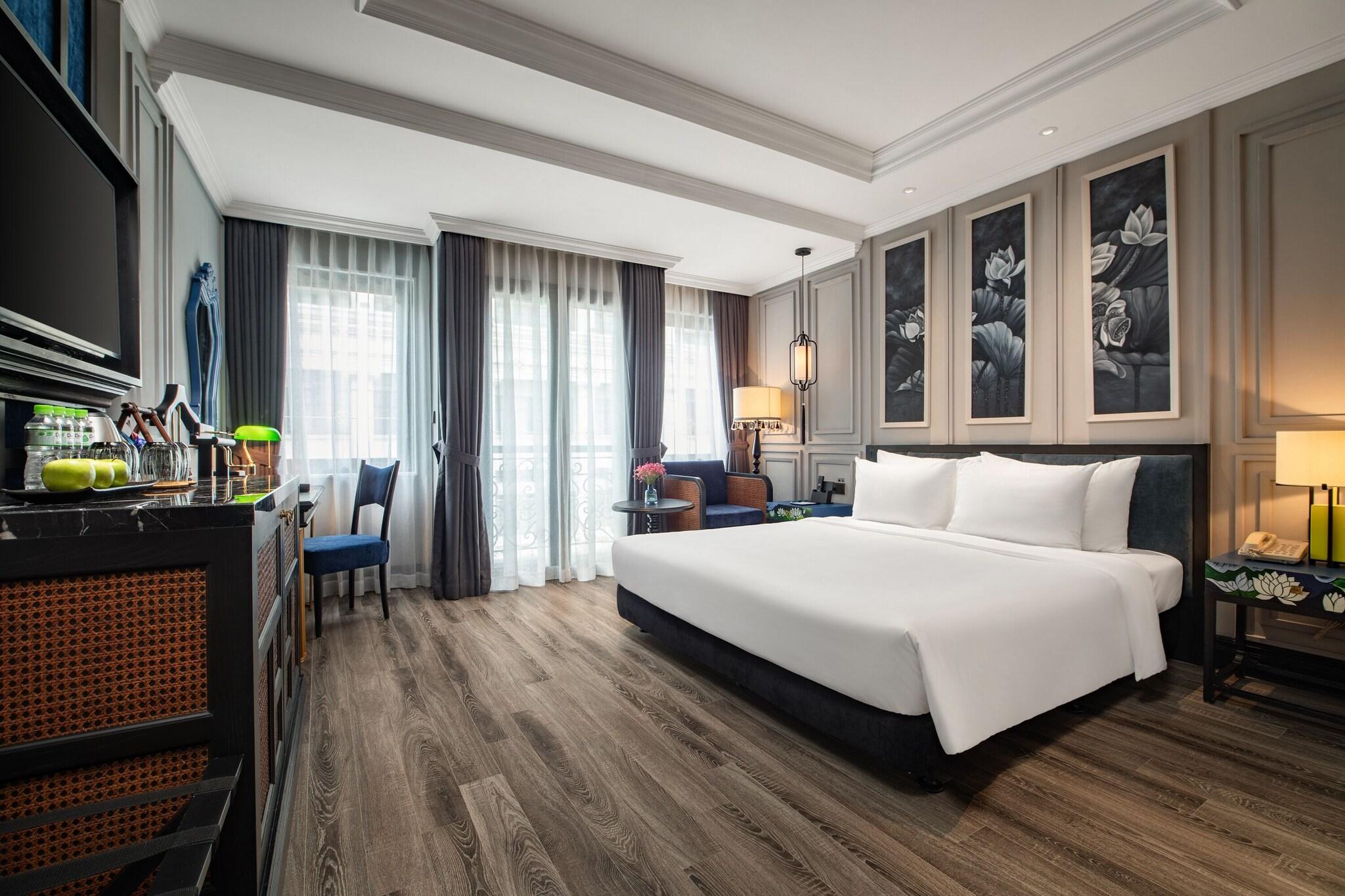 Double City View King Bed