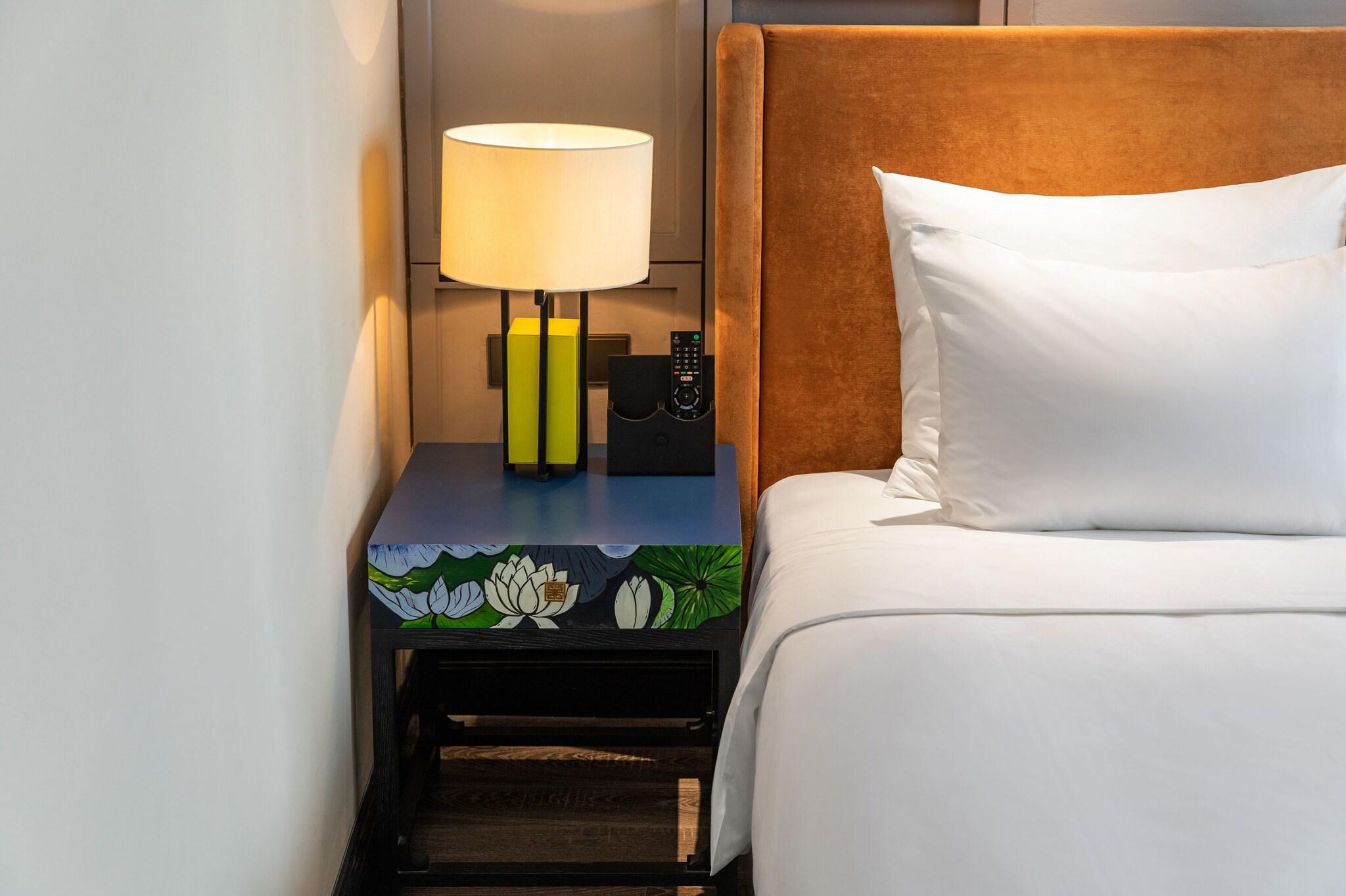 Double or Twin King Size Bed