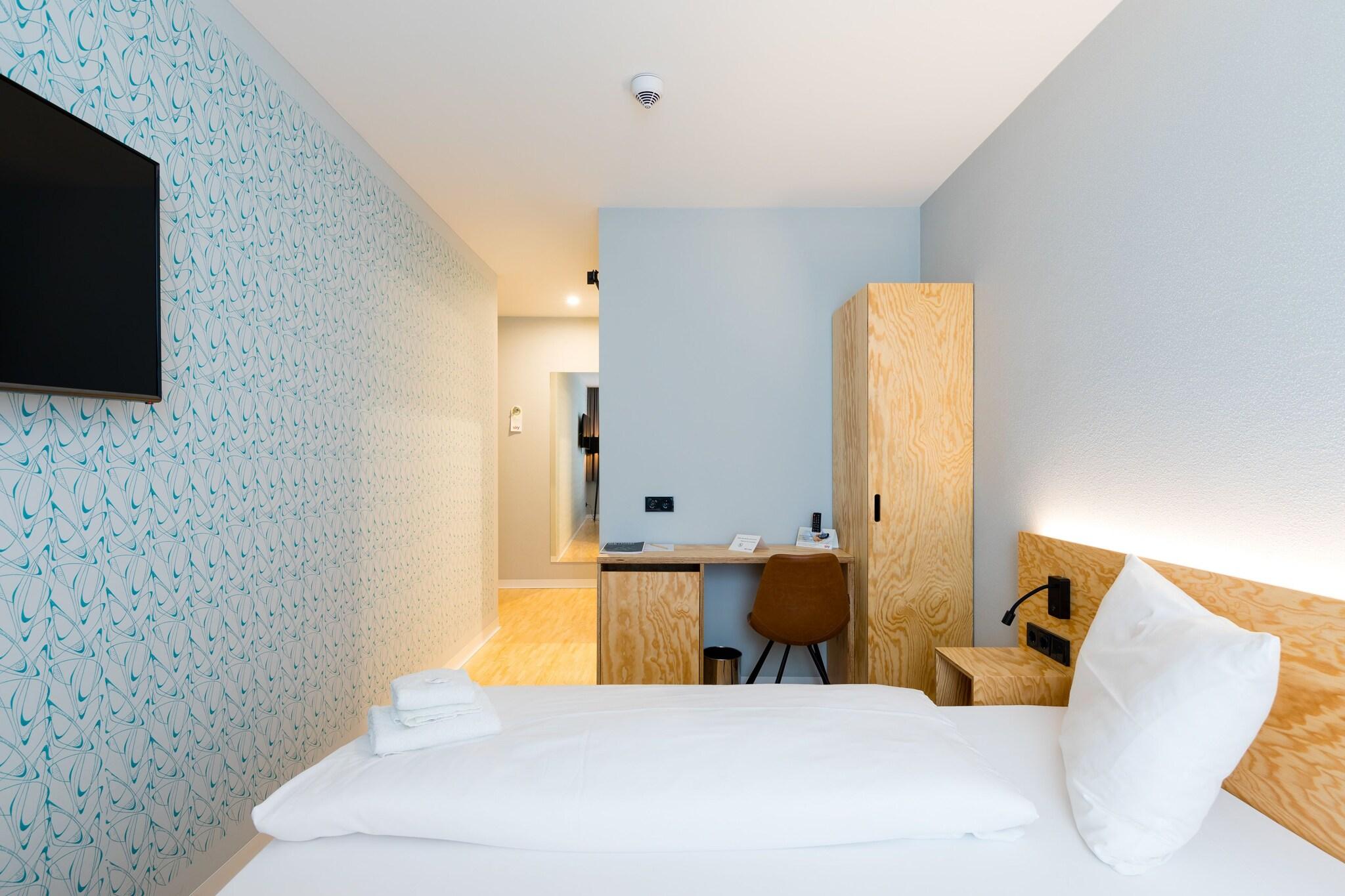 Double King Size Bed