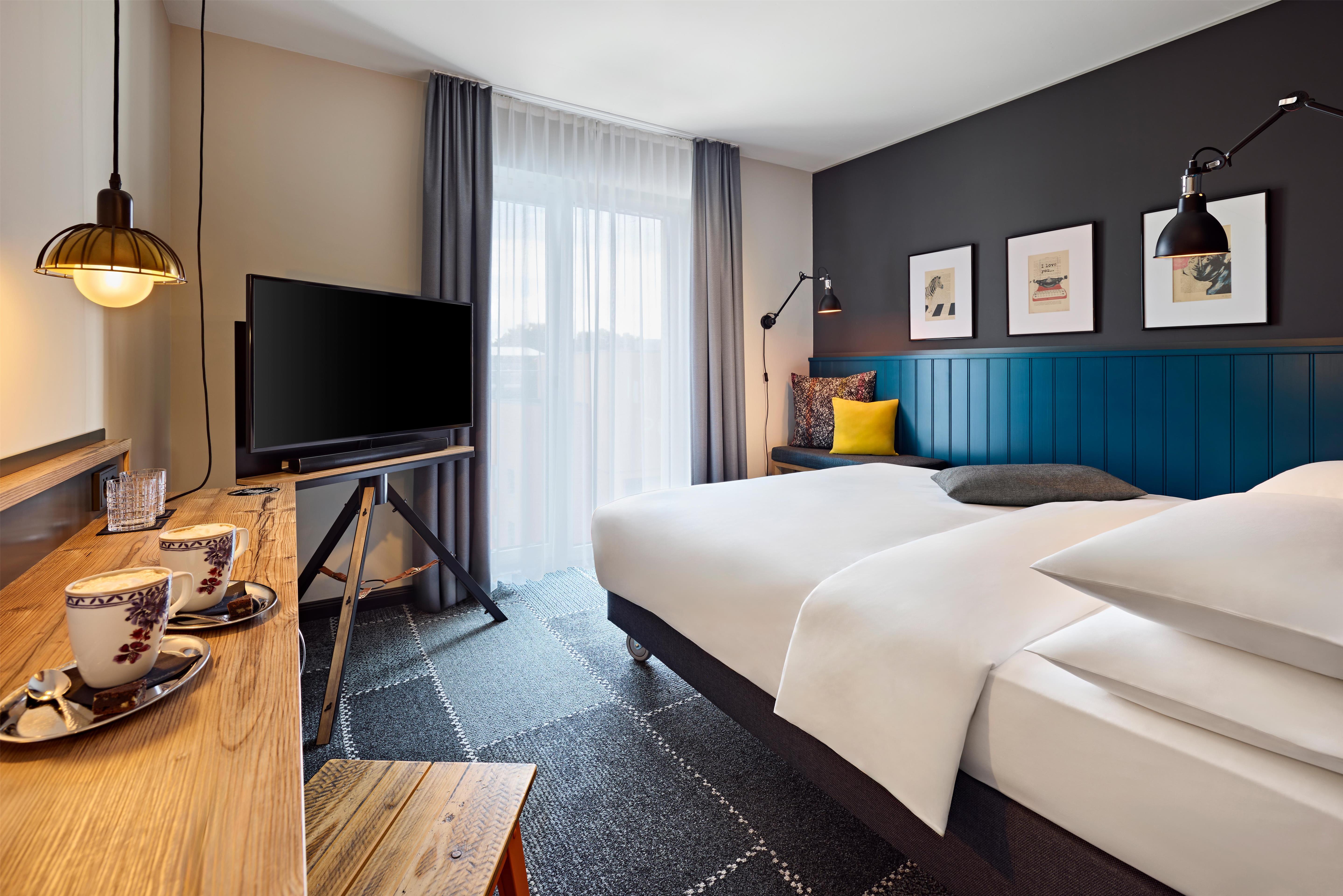 Double Deluxe King Bed