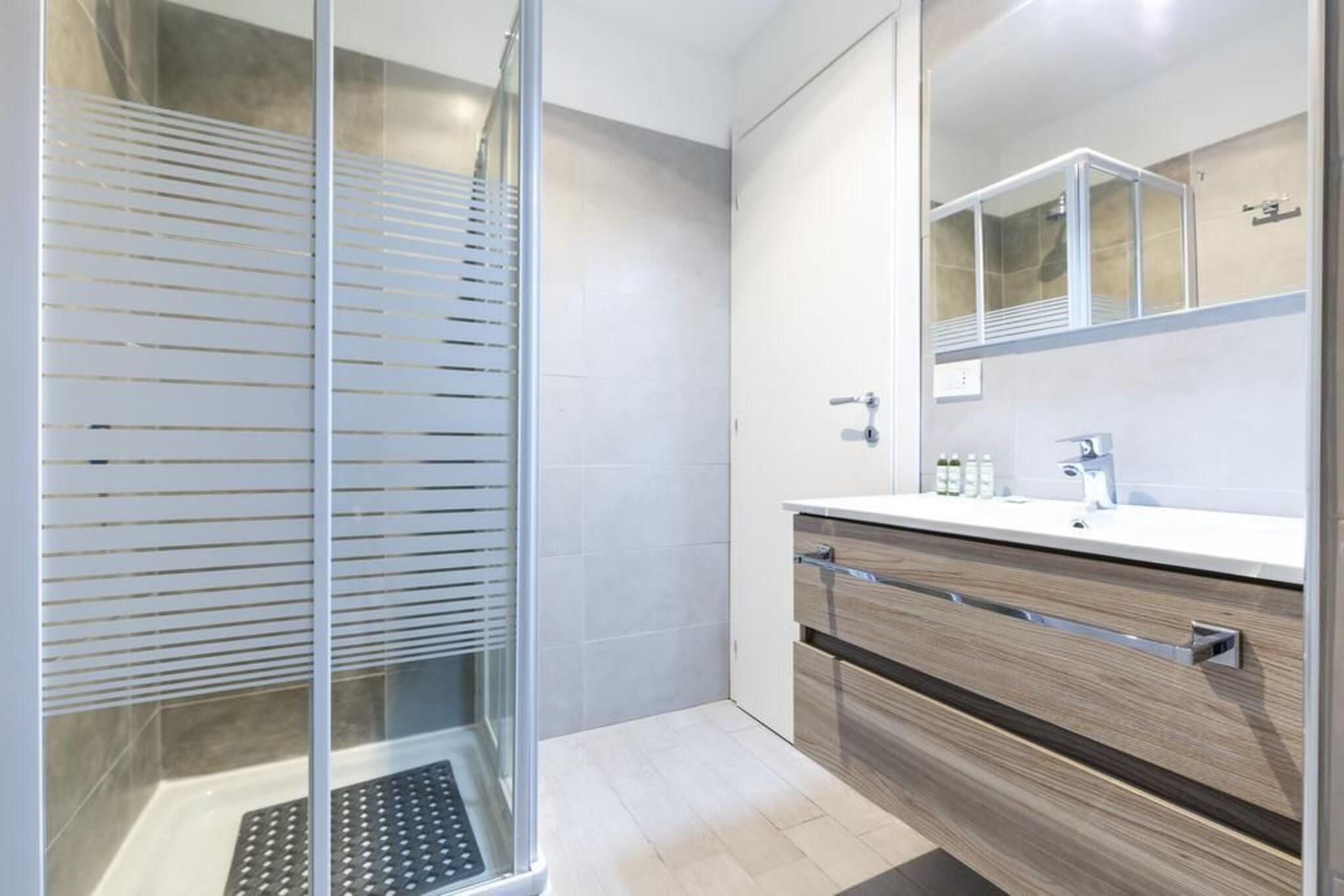 Suite City View King Bed