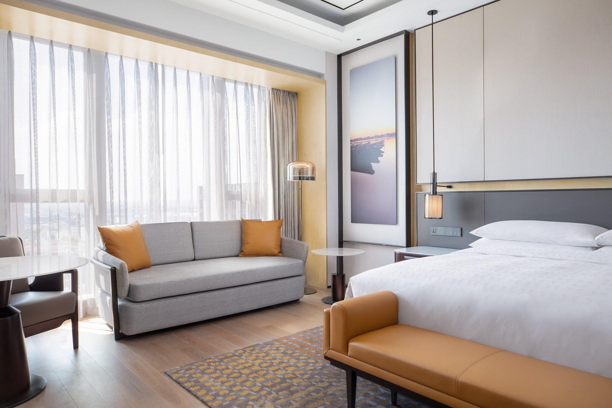 Double King Size Bed