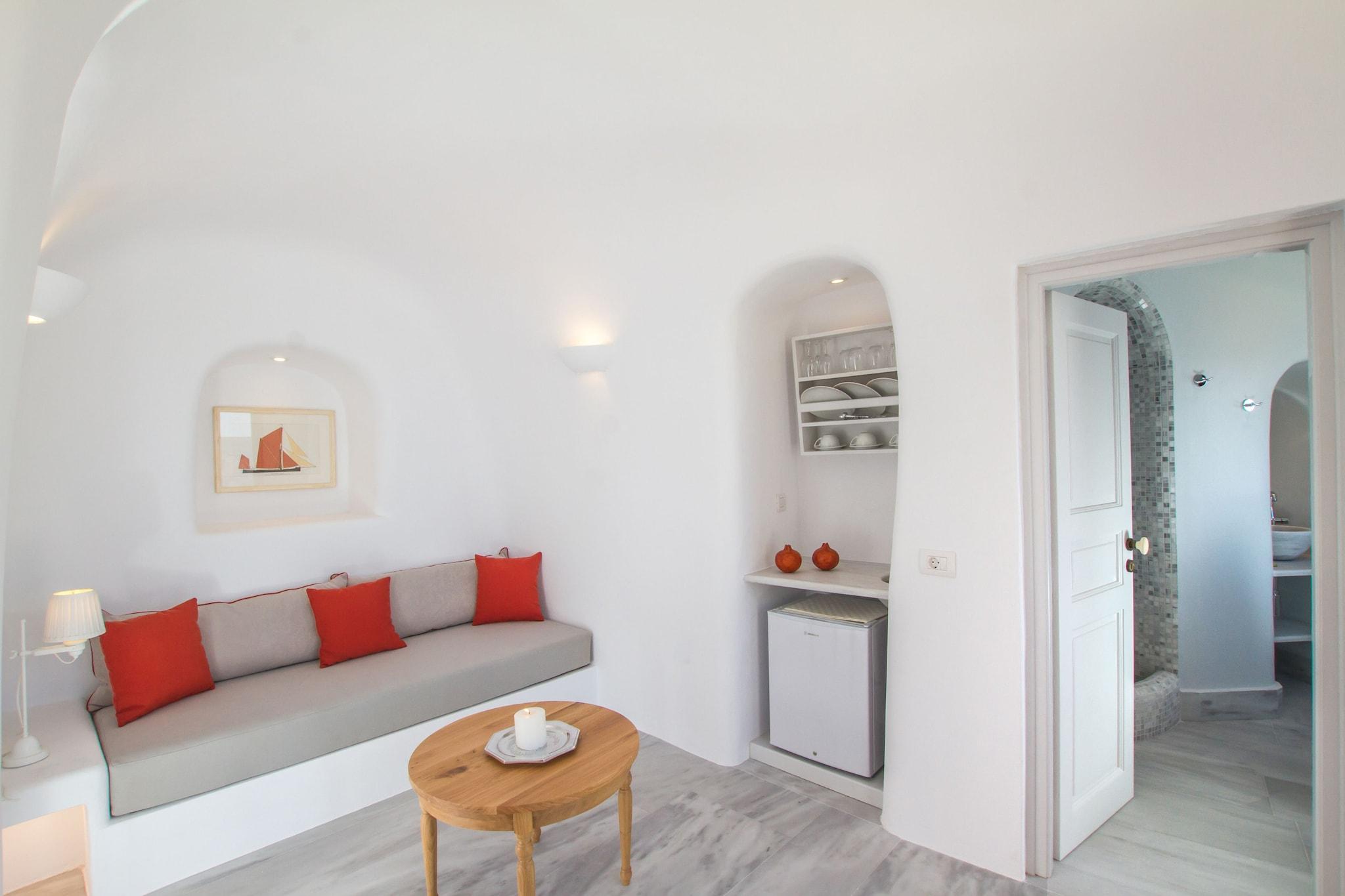 Cave Sea View Honeymoon