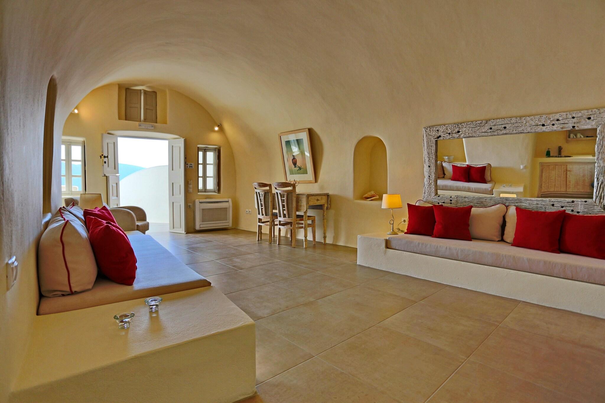 Cave Sea View Honeymoon