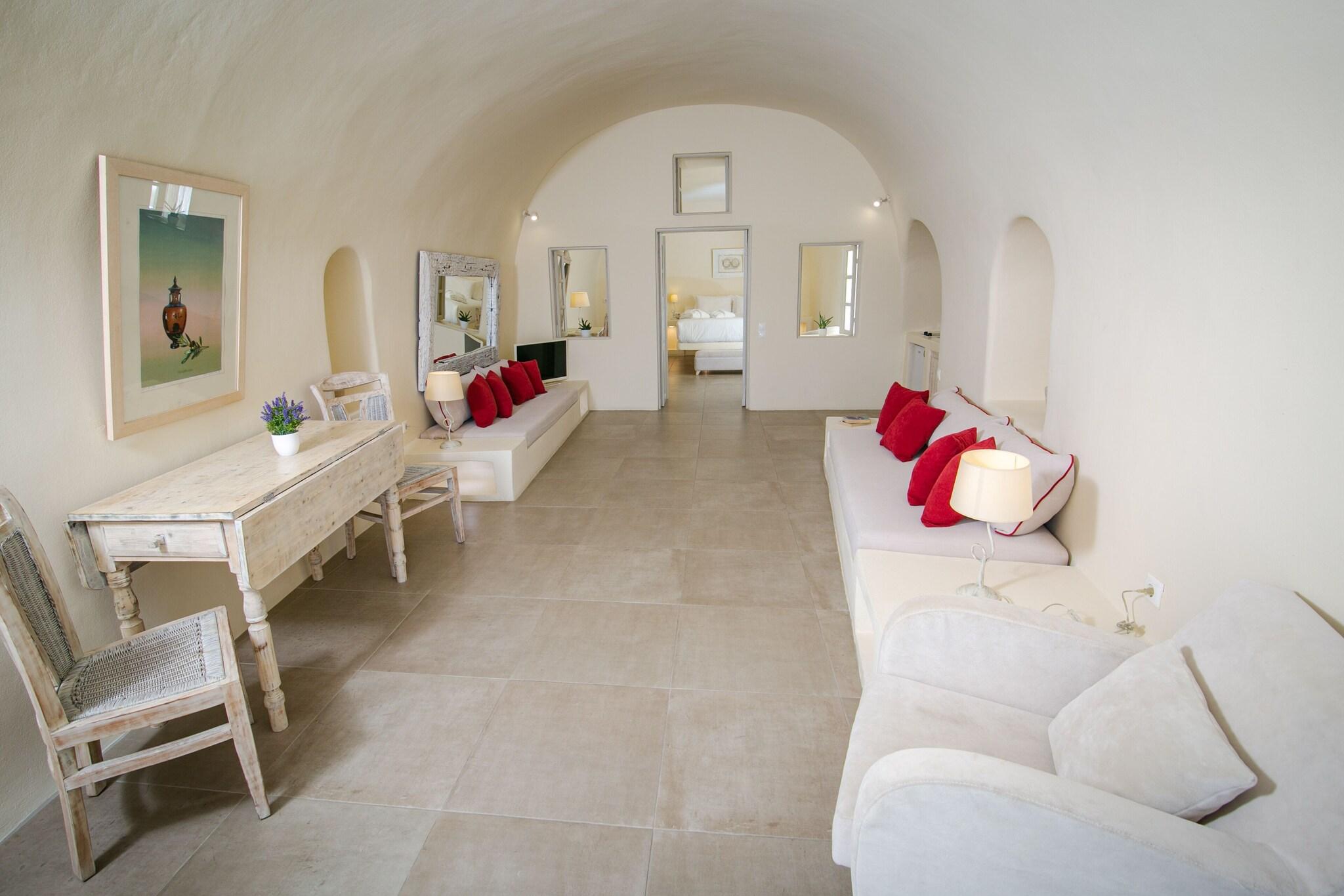 Cave Sea View Honeymoon